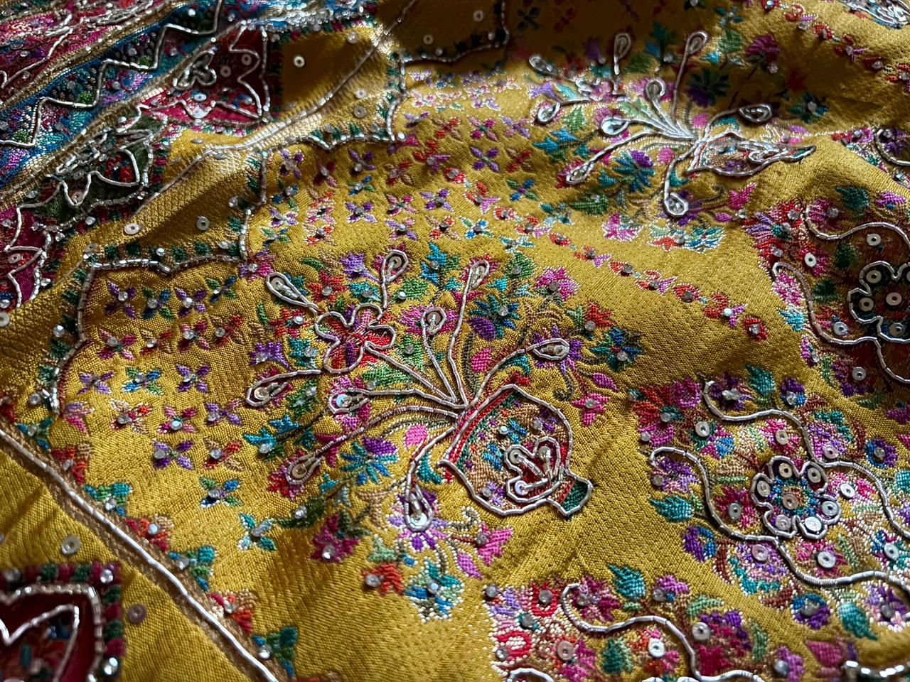 Heritage Kashmiri Pure Kani Silk Saree with Zari Weaving & Zardozi Handwork