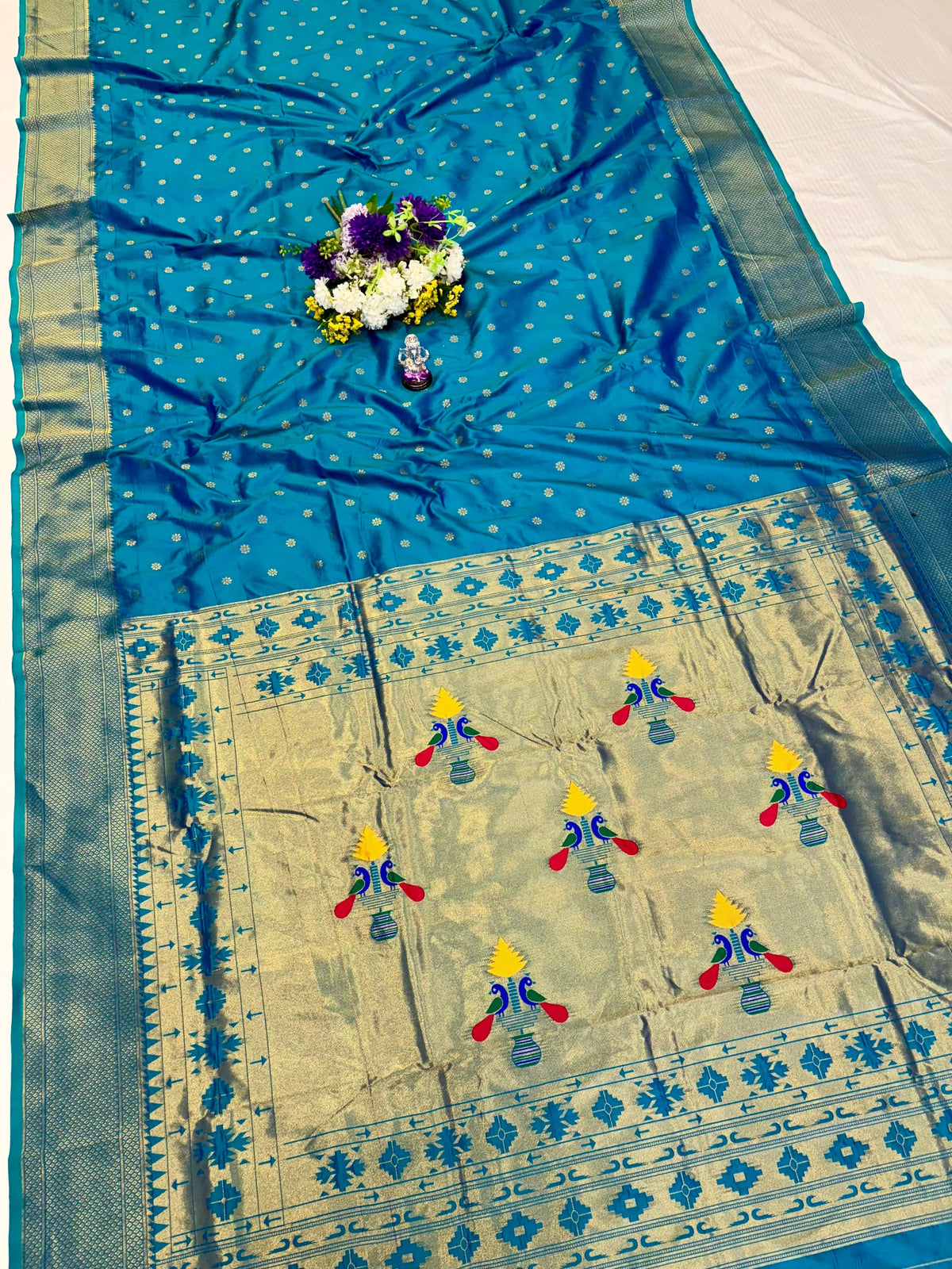 Royal Yeola Kalanjali Double Pallu Paithani Silk Saree