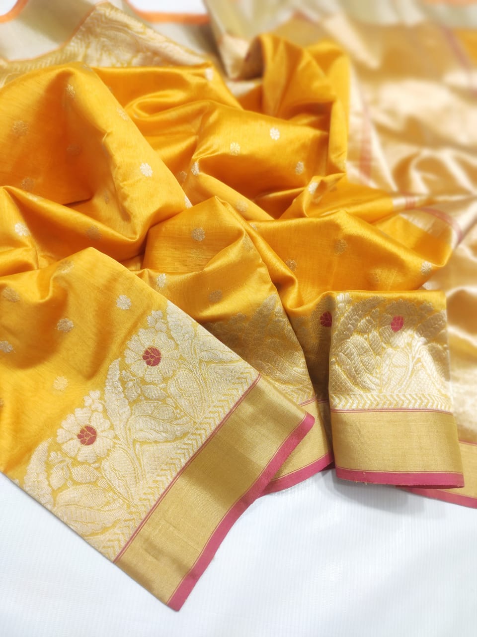 Chanderi Handloom Pattu Silk Saree – Ghani Butta, Meenakari Border & Taraz Pallu