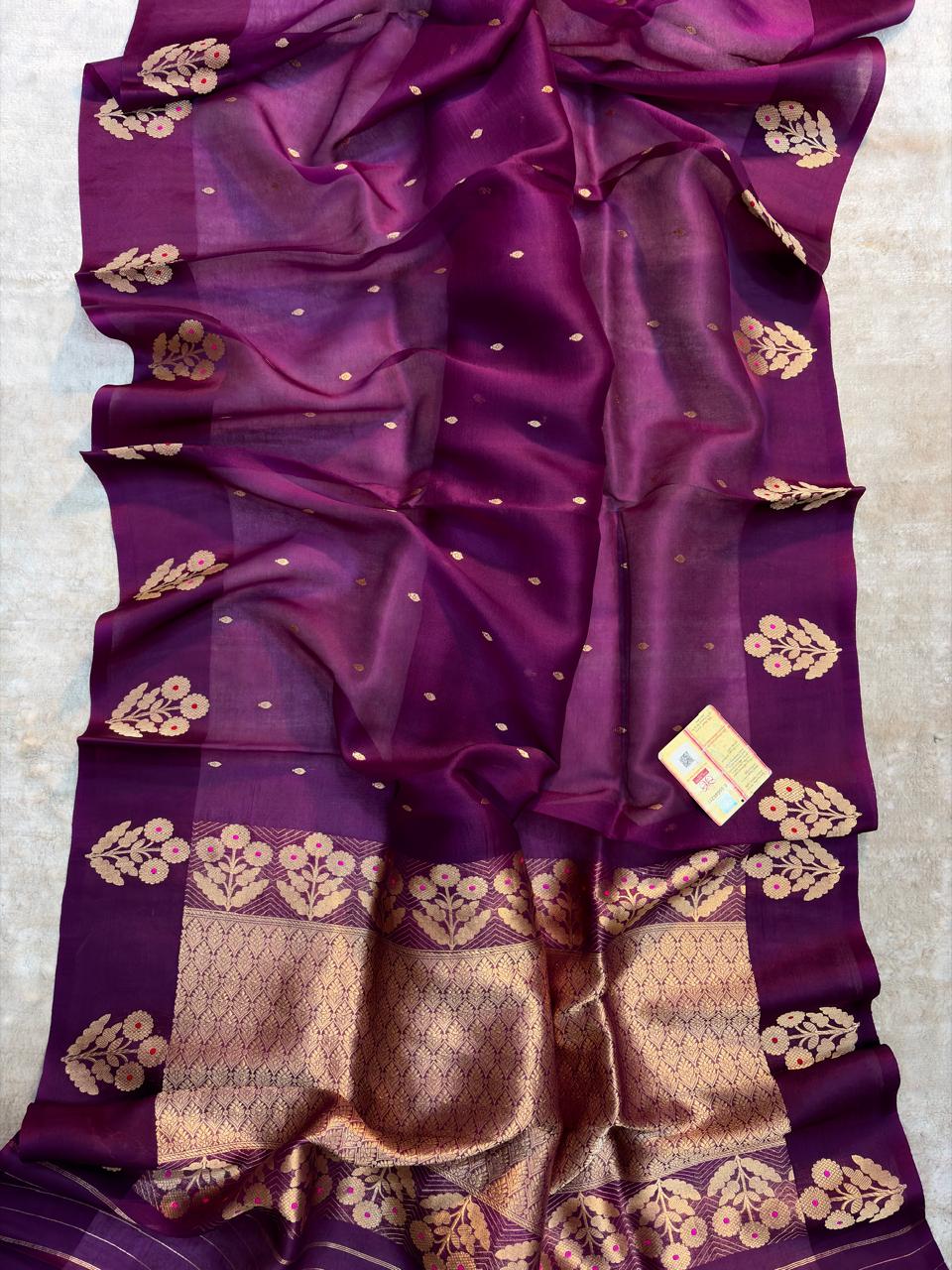 Banarasi Pure Kora Silk Handloom Kadhuwa Woven Sarees