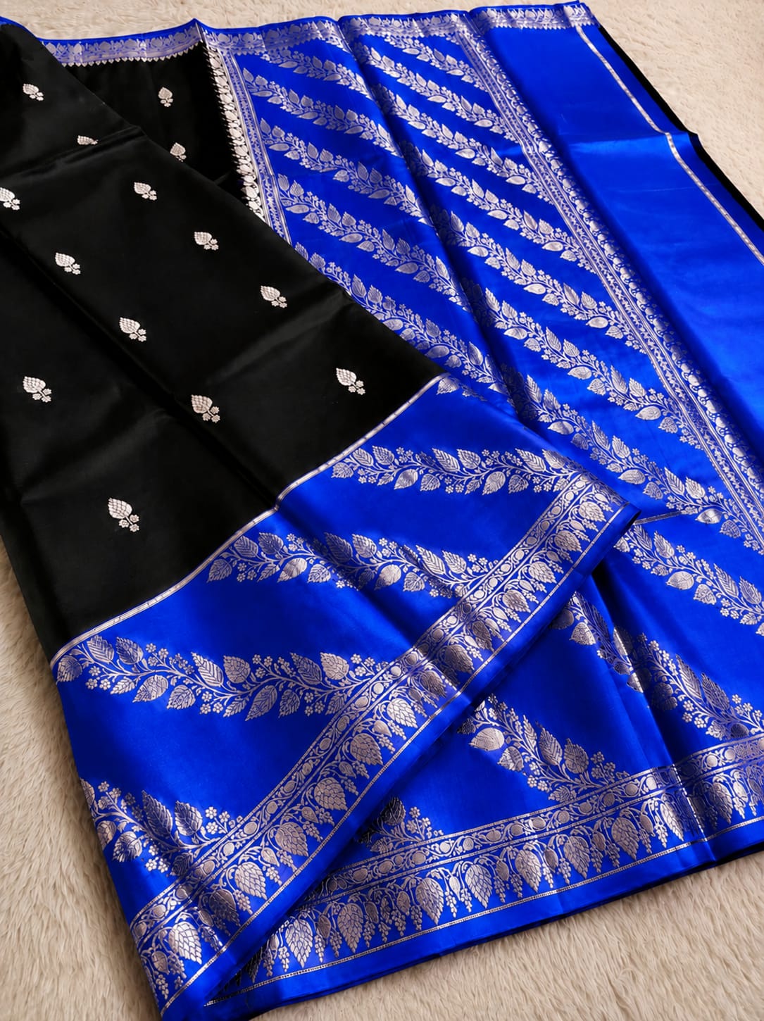 Beautiful Banaras Soft Raw Mango Silk Woven Premium Quality Saree