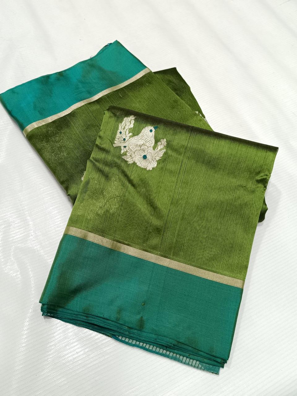 Chanderi Handloom Pattu Silk Saree – Meenakari Butta, Resham Border & Zari Striped Pallu