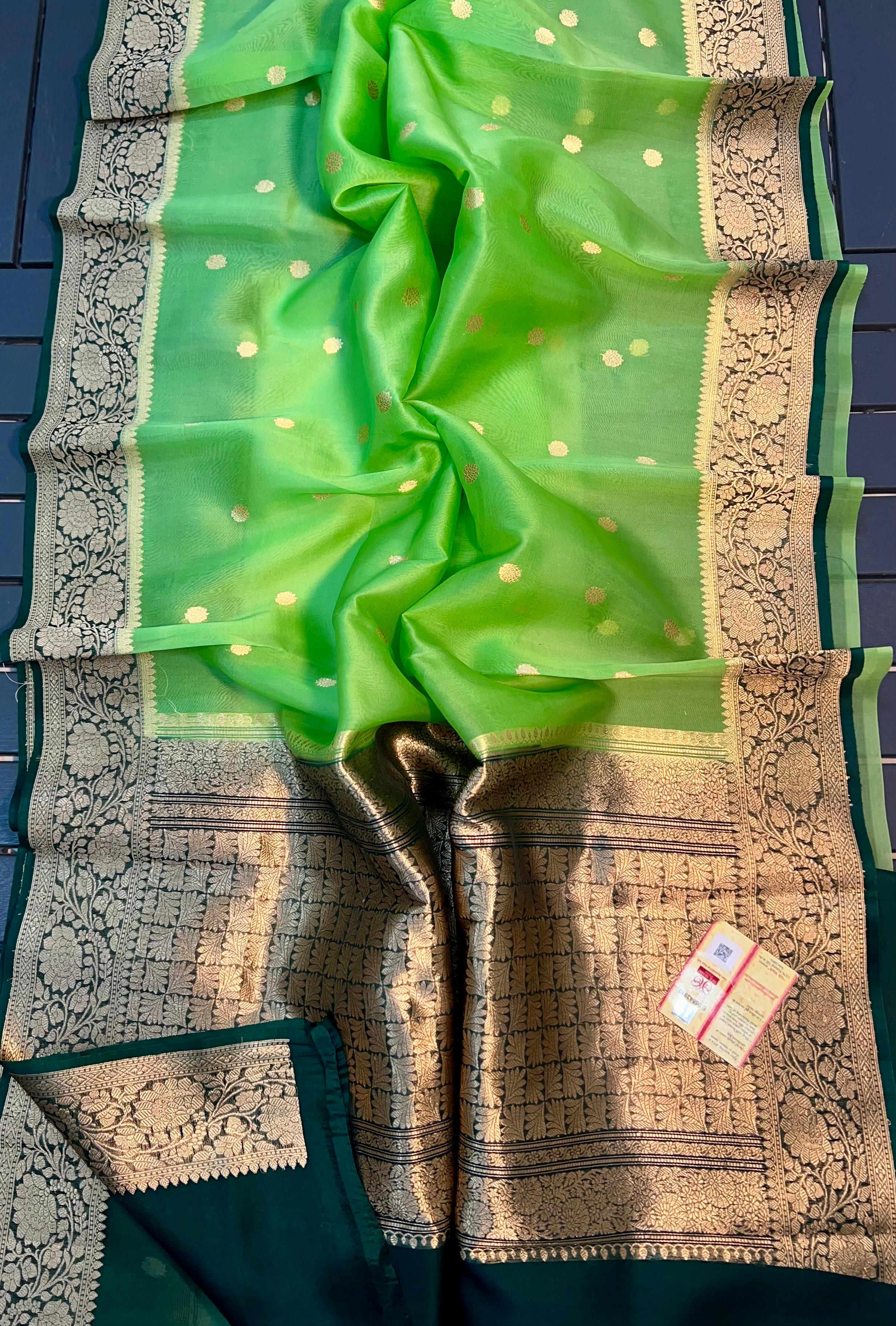 Beautiful Banaras Handloom Pure Kora Silk Kadhuwa Woven Saree