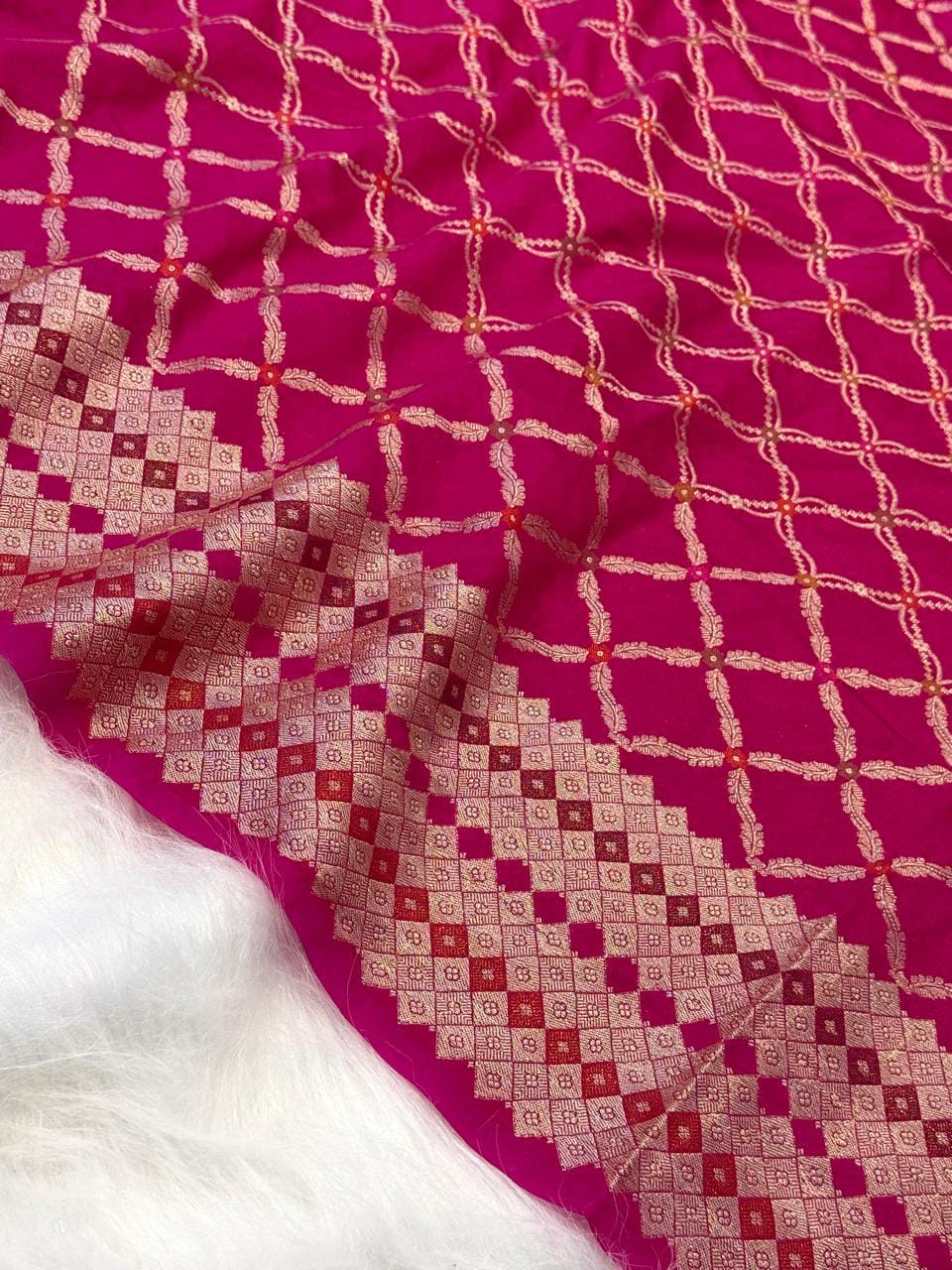 Premium Banarasi Semi Georgette Saree with Bandhej Pattern