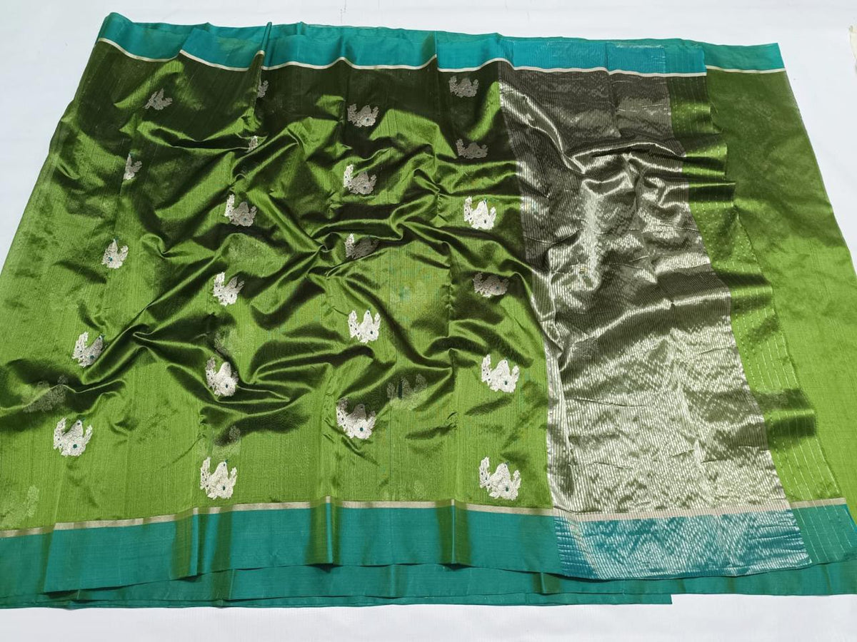 Chanderi Handloom Pattu Silk Saree – Meenakari Butta, Resham Border & Zari Striped Pallu