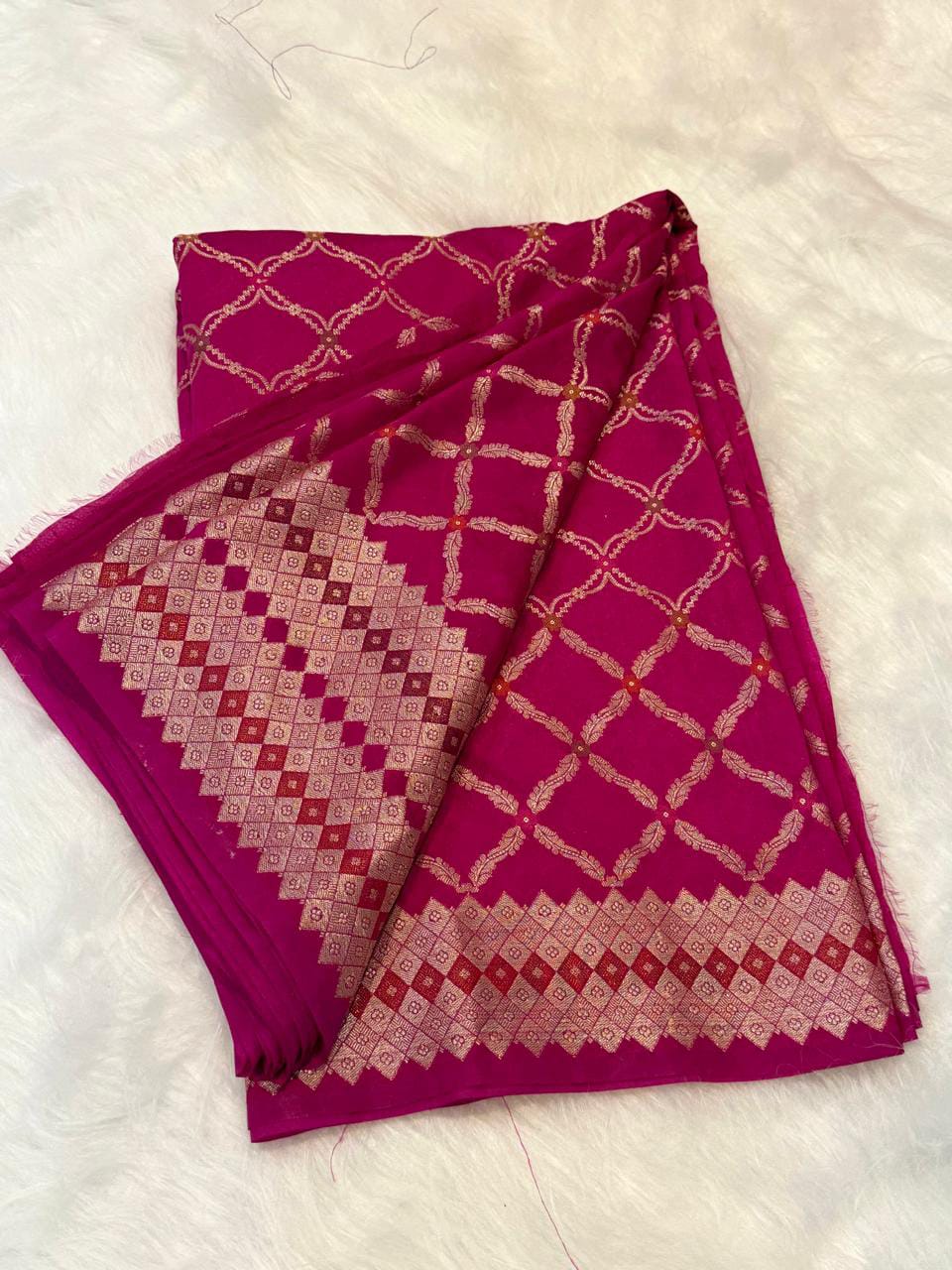 Premium Banarasi Semi Georgette Saree with Bandhej Pattern