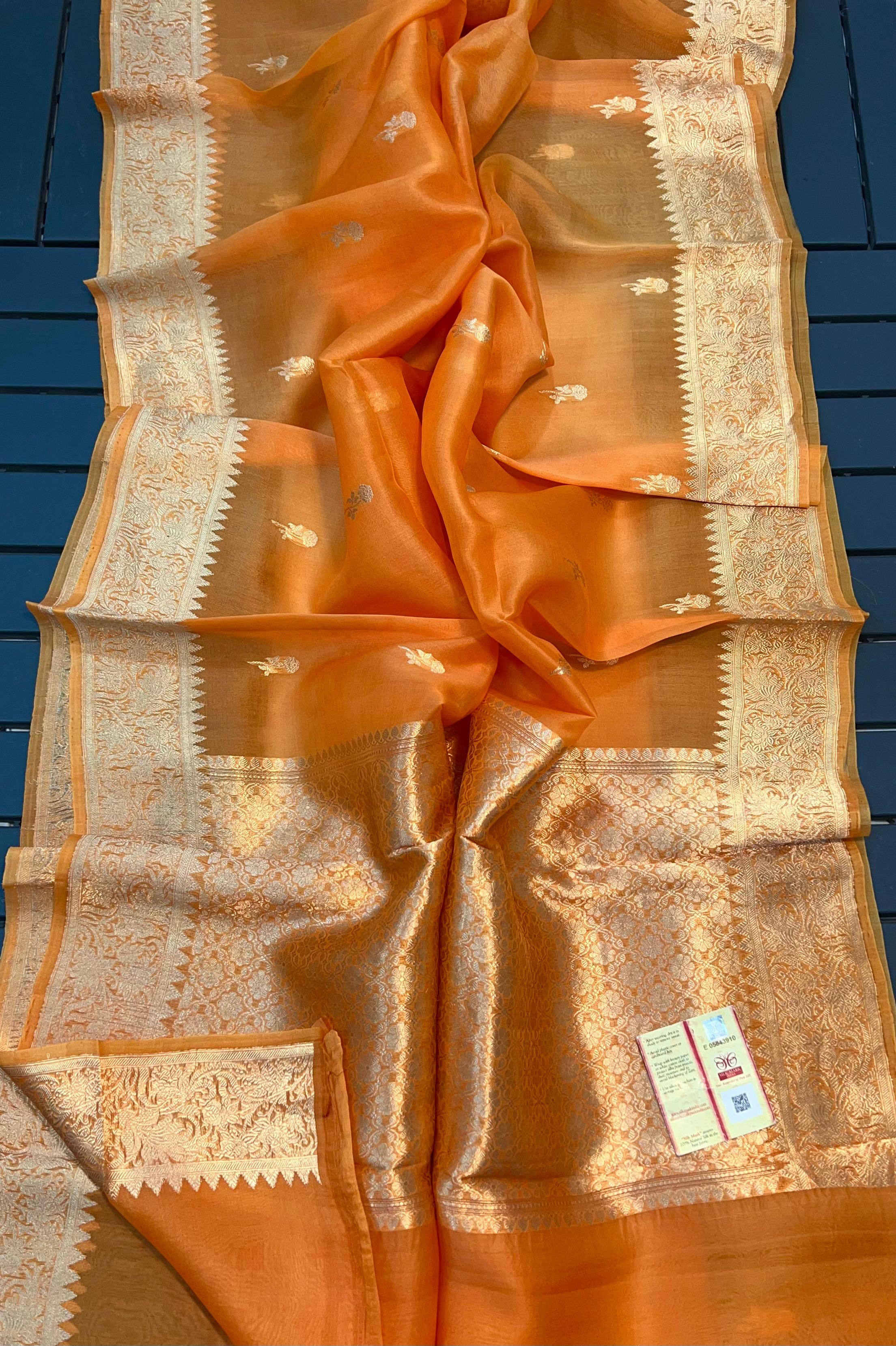 Beautiful Banaras Handloom Pure Kora Silk Kadhuwa Woven Sarees