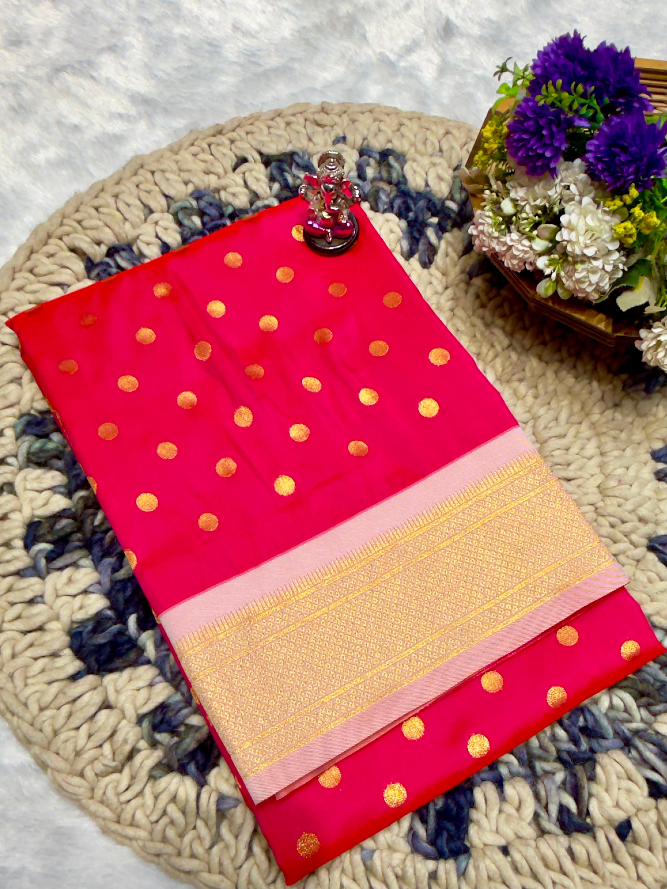 Premium Traditional Katan Silk Saree With All-Over Kalanjali Zari Butti, Rich Self