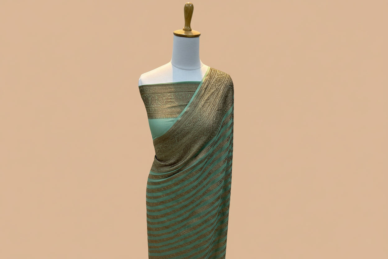 Pure Handloom Banarasi Kaddi Georgette Saree with Elegant Zari Weaving