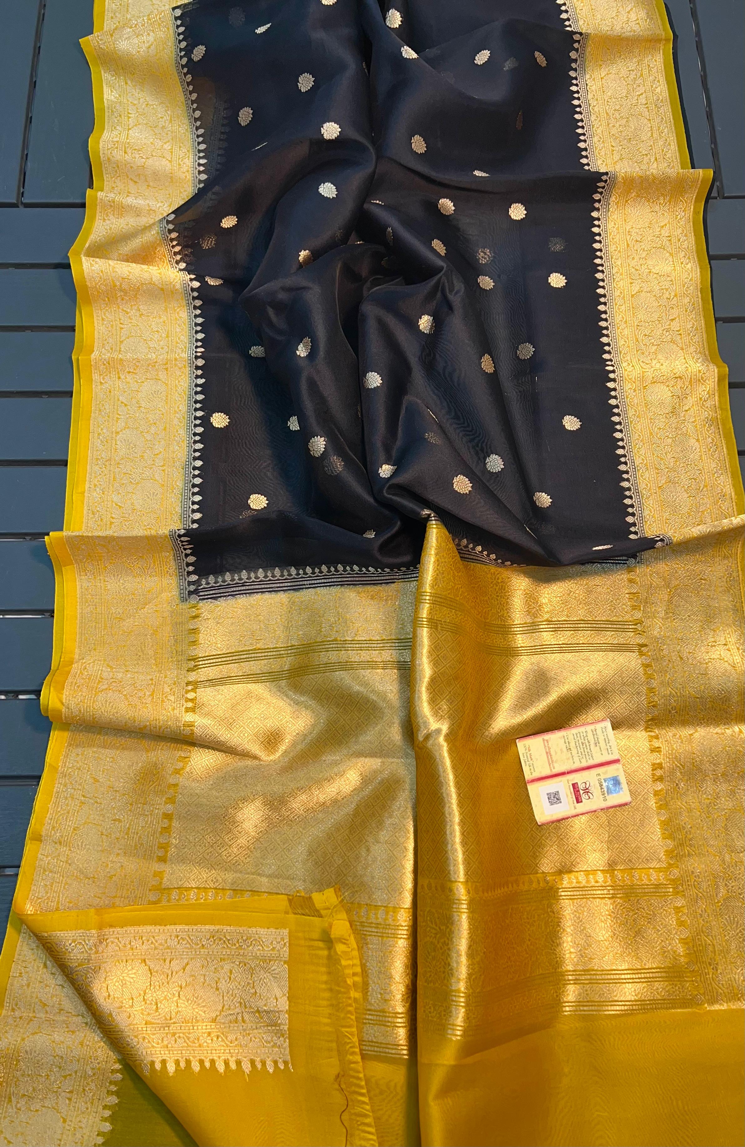 Beautiful Banaras Handloom Pure Kora Silk Kadhuwa Woven Sarees