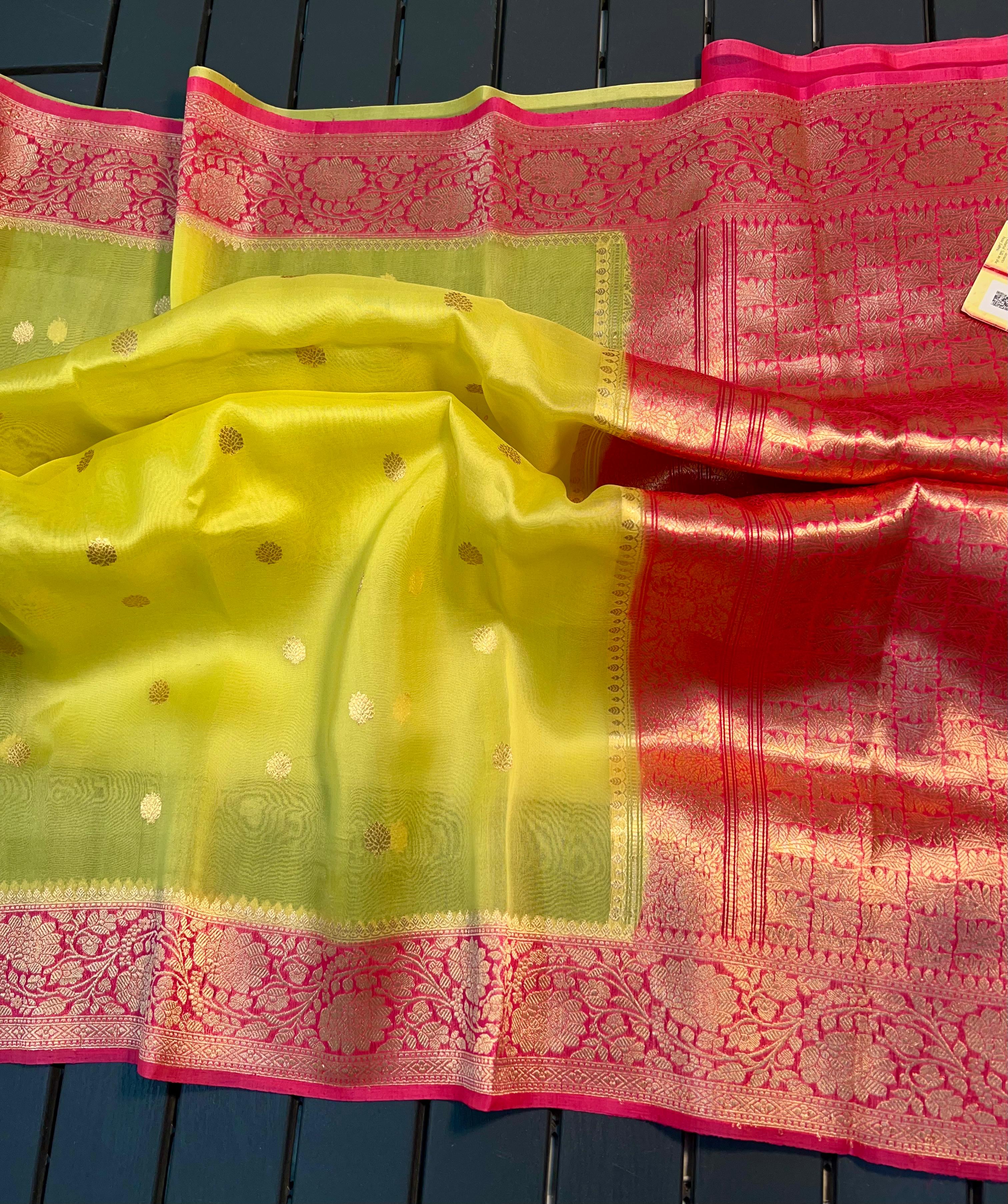 Beautiful Banaras Handloom Pure Kora Silk Kadhuwa Woven Sarees