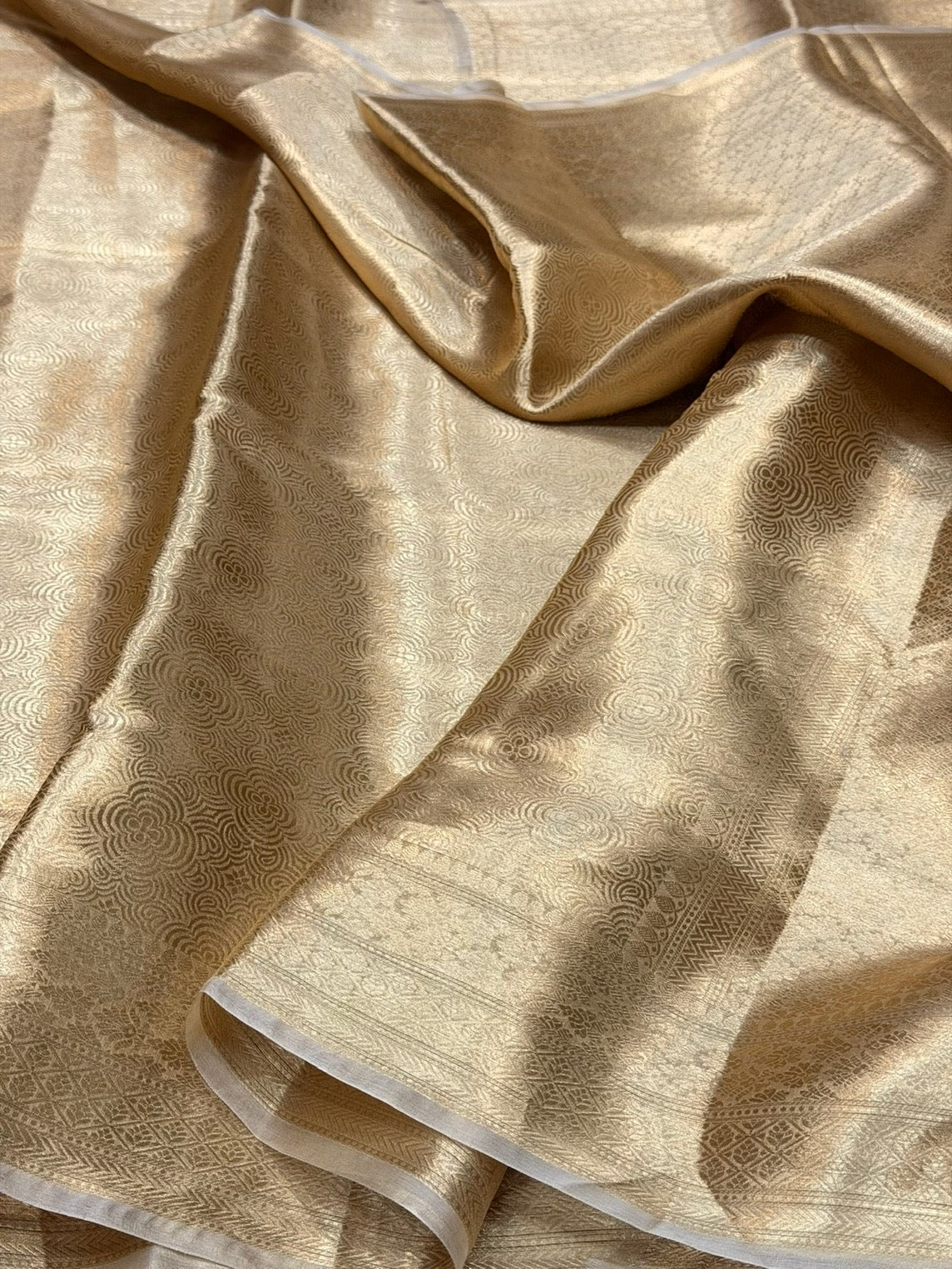 Gold Banarasi Pure Tissue Brocade Silk Saree