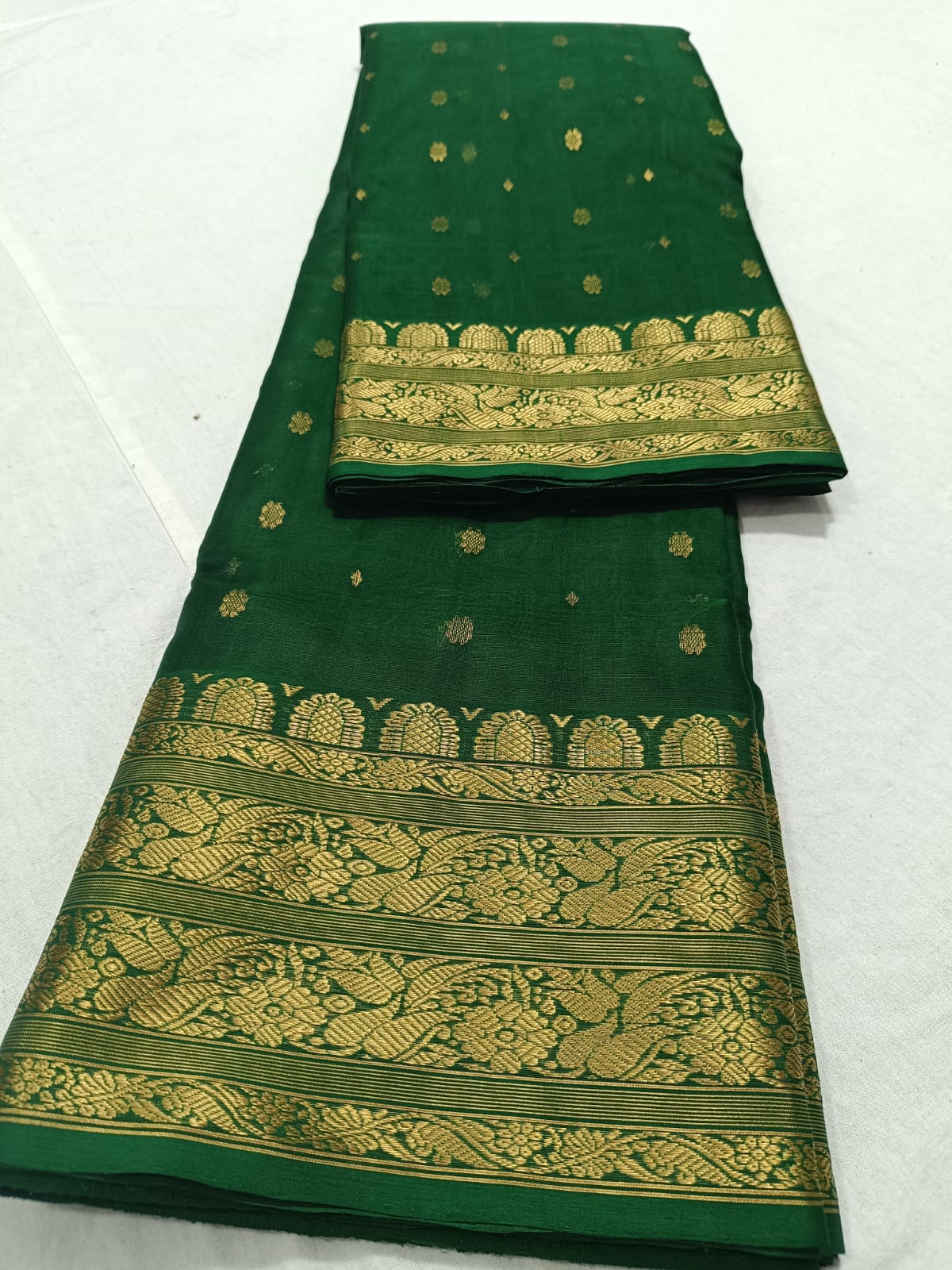 Chanderi Handloom Katan Silk Saree – Ghani Butta, Traditional Nakshi Border & Taraz Pallu