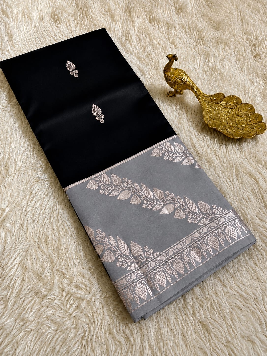 Beautiful Banaras Soft Raw Mango Silk Woven Premium Quality Saree