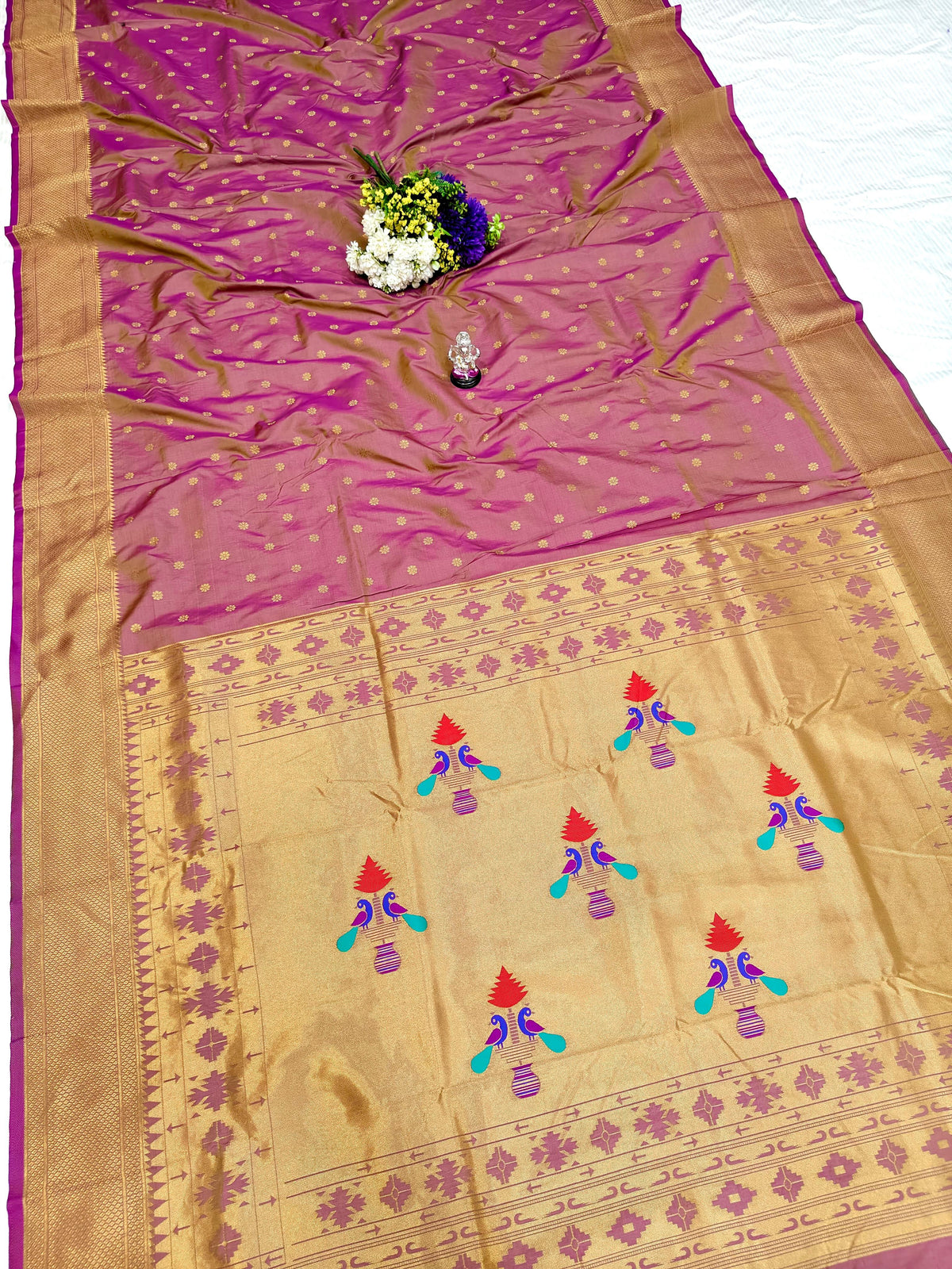 Royal Yeola Kalanjali Double Pallu Paithani Silk Saree