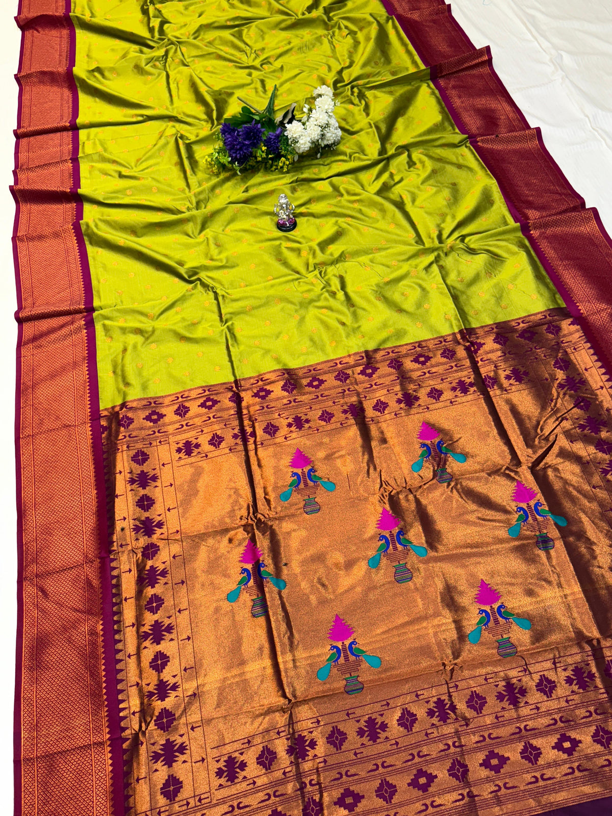 Royal Yeola Kalanjali Double Pallu Paithani Silk Saree