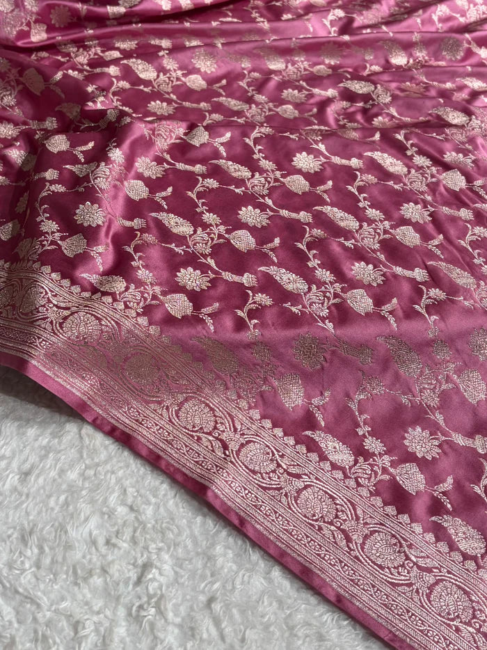 Elegant Mauve Pink Satin Mashru Silk Saree with Jaal Design