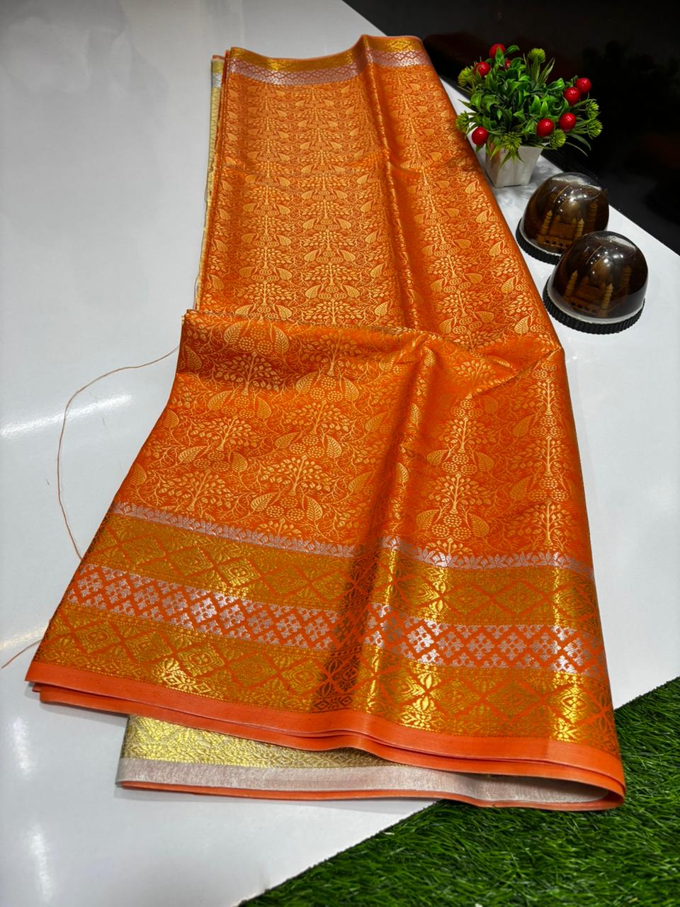 BEAUTIFUL SOFT KATAN TUNCHHUI WOVEN BANARAS SAREES