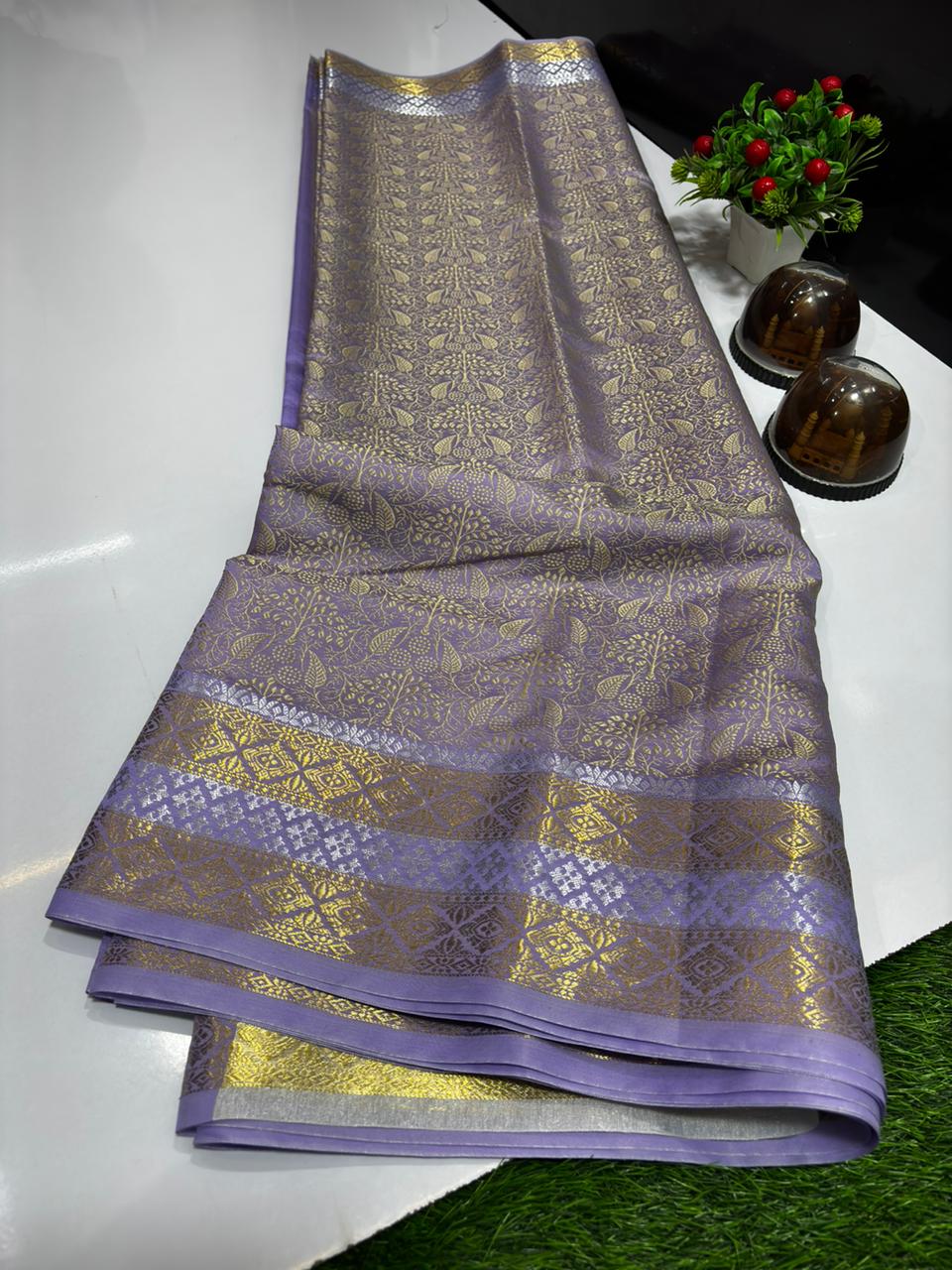 BEAUTIFUL SOFT KATAN TUNCHHUI WOVEN BANARAS SAREES