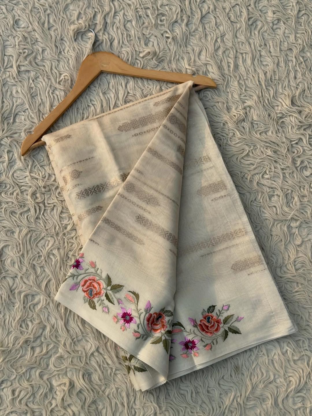 BEAUTIFUL SOFT COTTON SILK WOVEN EMBROIDERY WORK SAREE