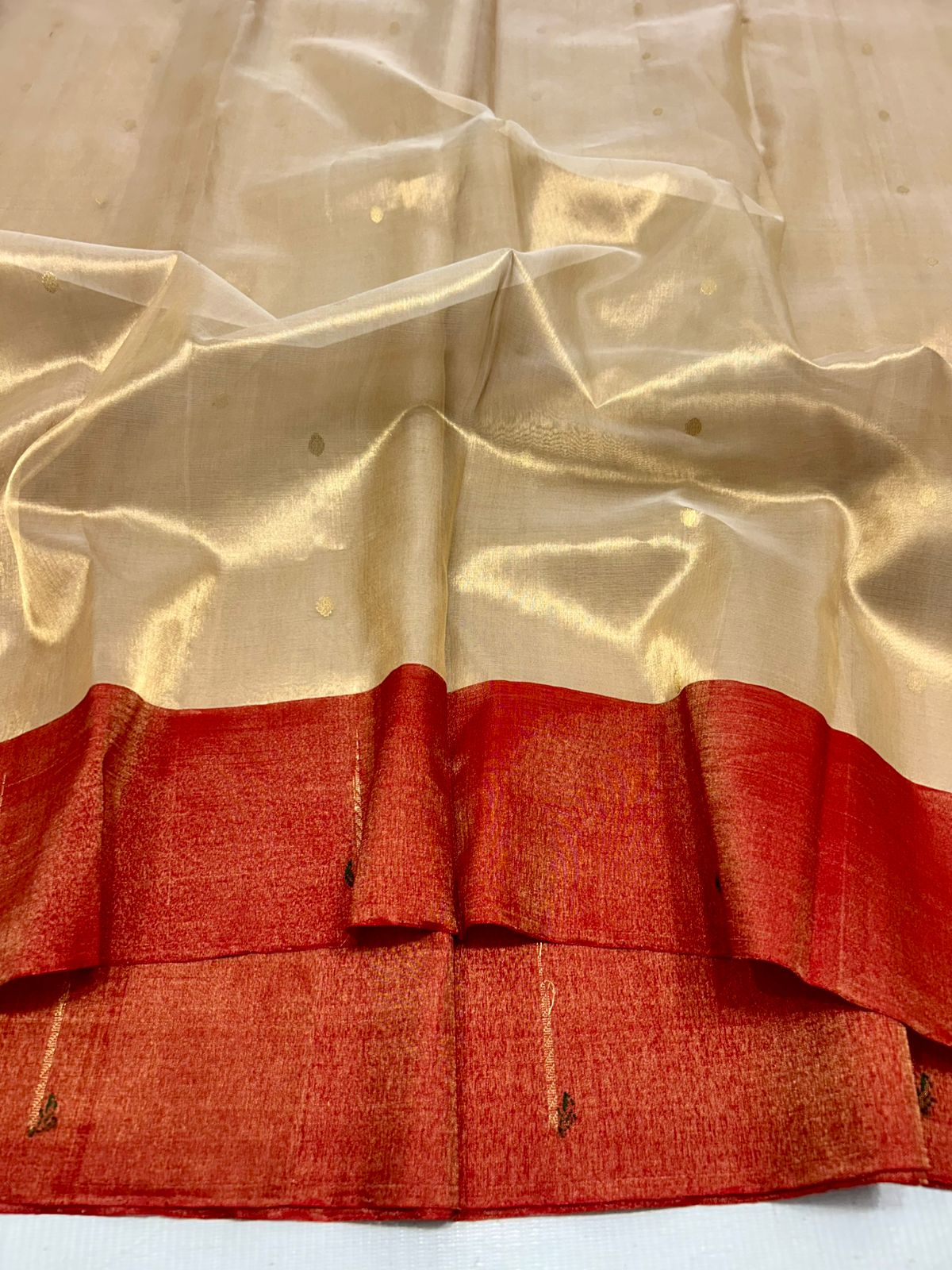 Zari Weaving Tissue Chanderi Handloom Silk Saree
