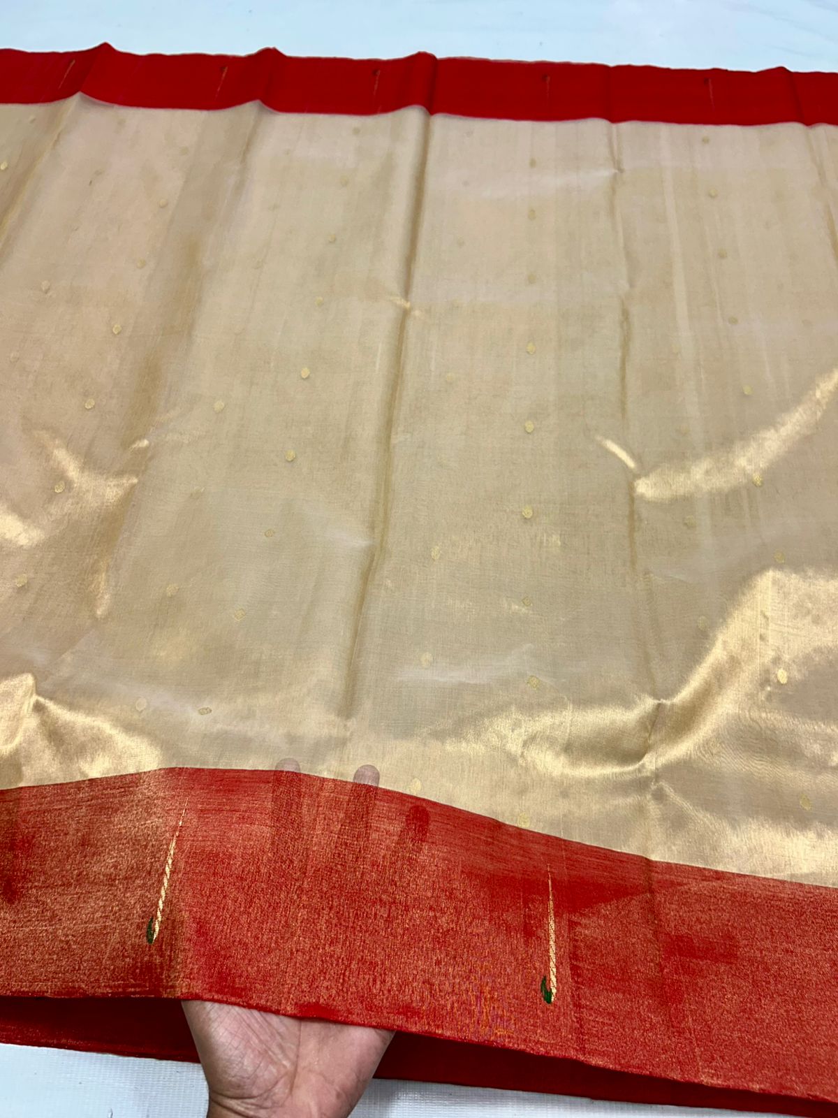 Zari Weaving Tissue Chanderi Handloom Silk Saree