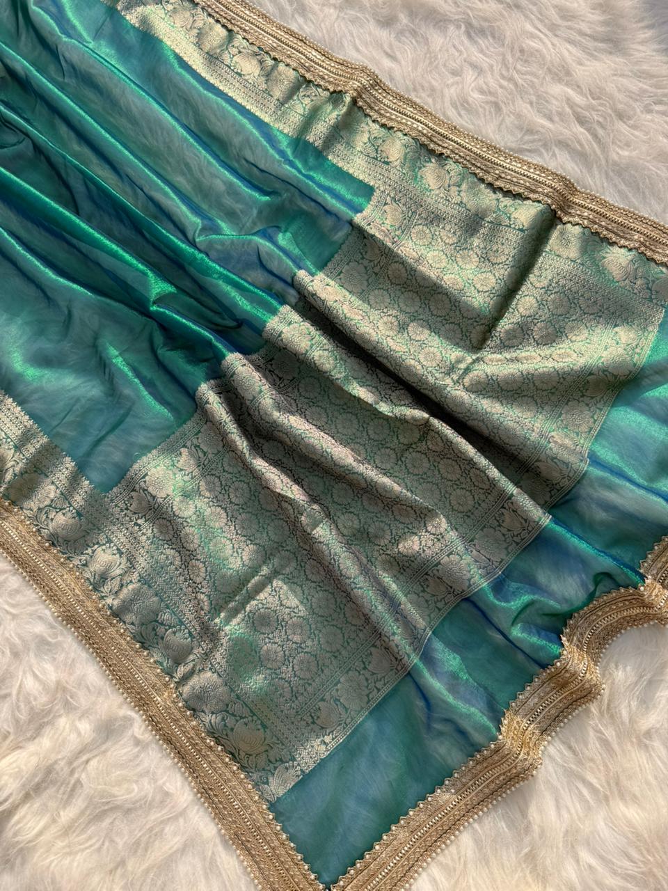 BEAUTIFUL BANARASI GLASS TISSUE SILK SOFT WOVEN LACE WORK SAREE