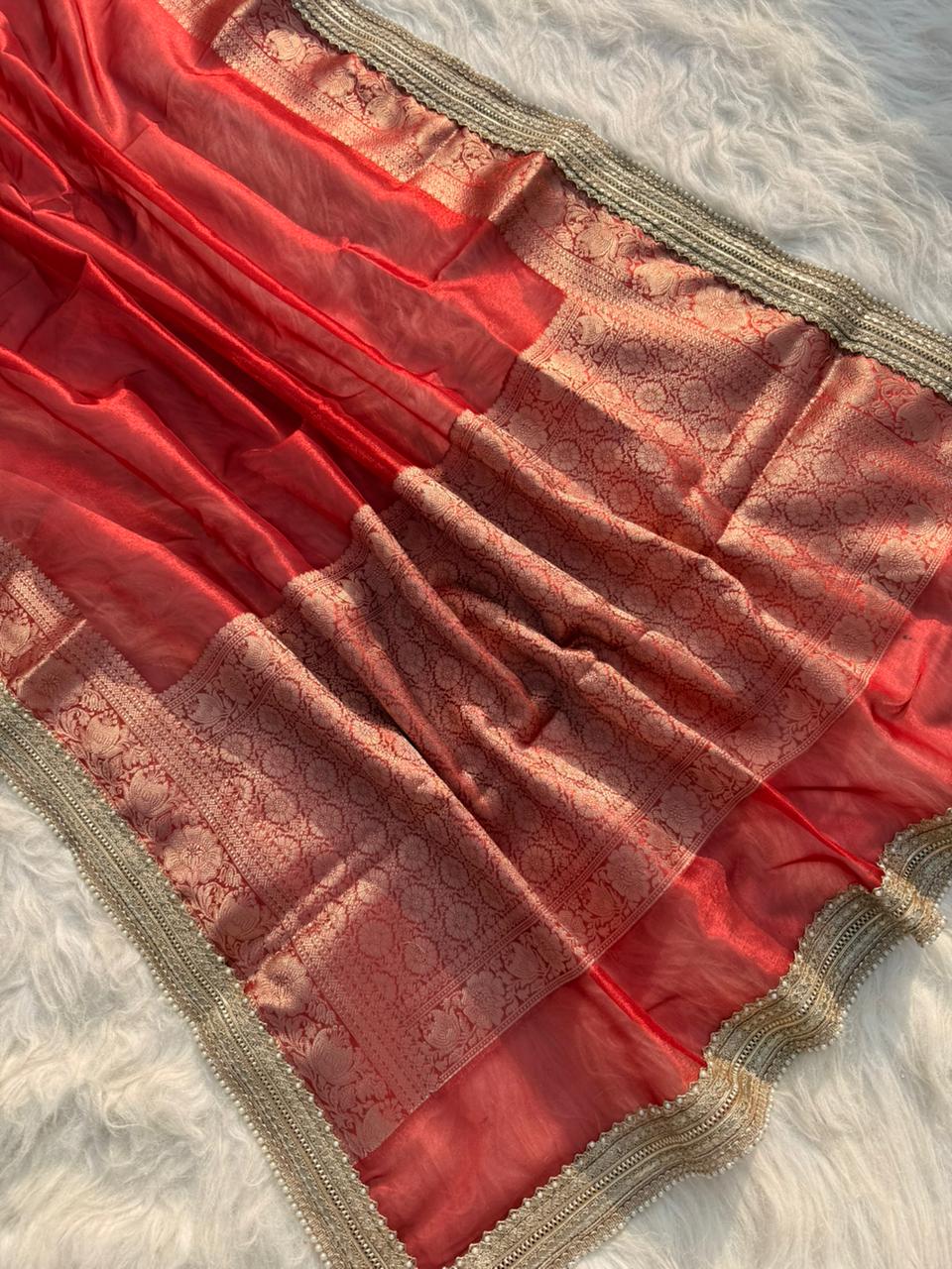 BEAUTIFUL BANARASI GLASS TISSUE SILK SOFT WOVEN LACE WORK SAREE