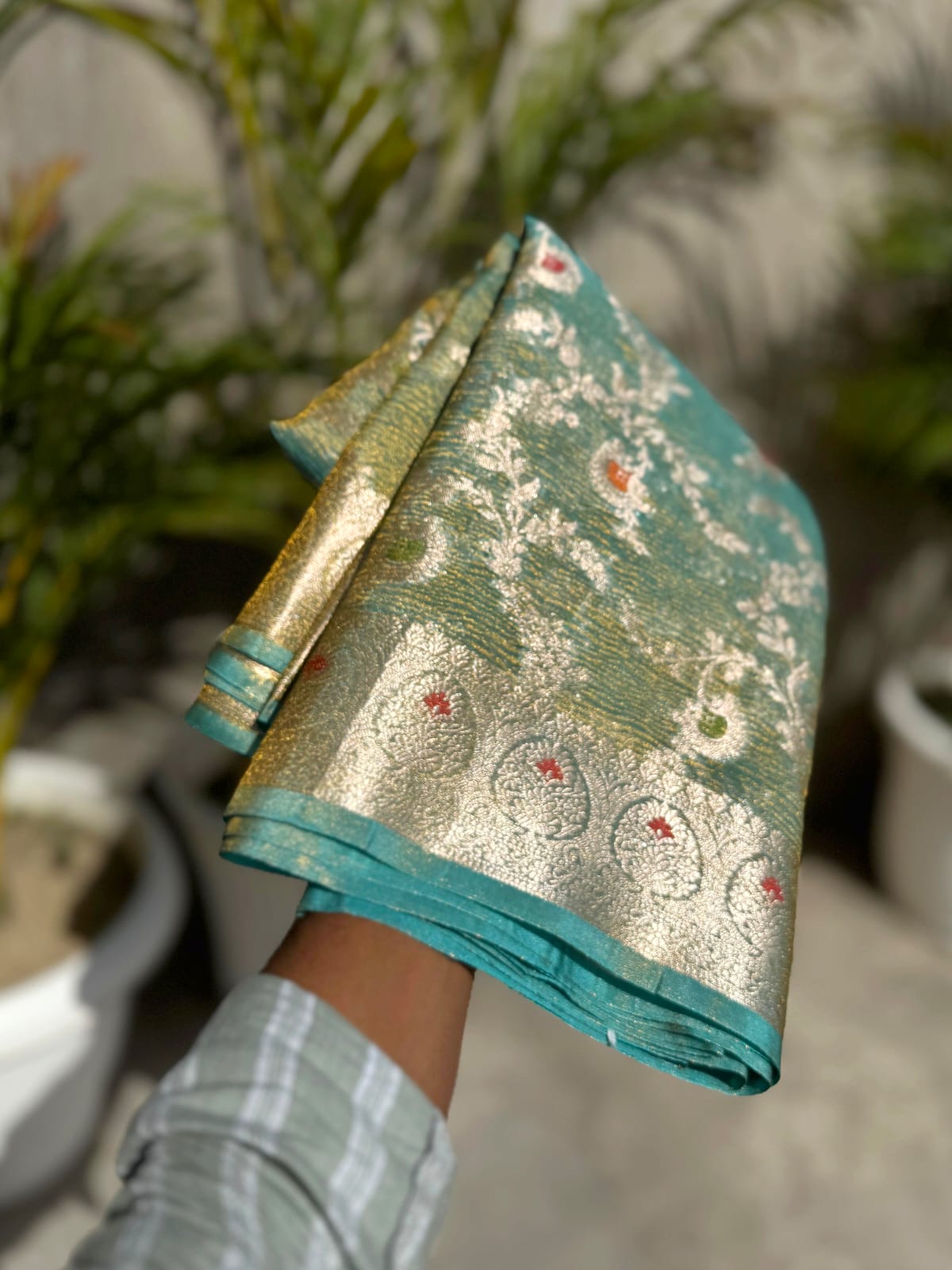 BANARASI MINAKARI KATAN TISSUE SILK CRUSHED SAREE