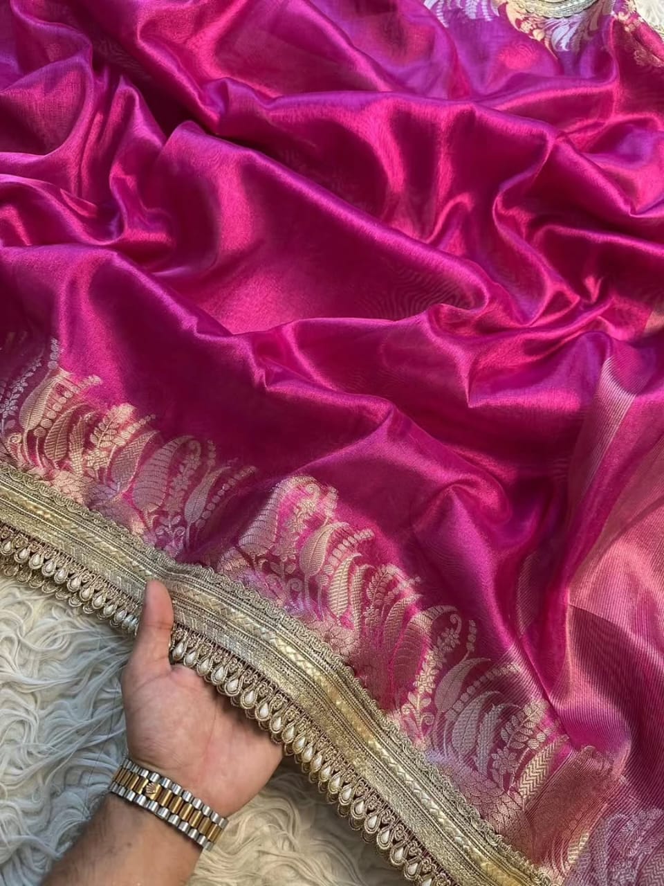 Beautiful Banarasi Glass Tissue Silk Saree with Elegant Lace Work