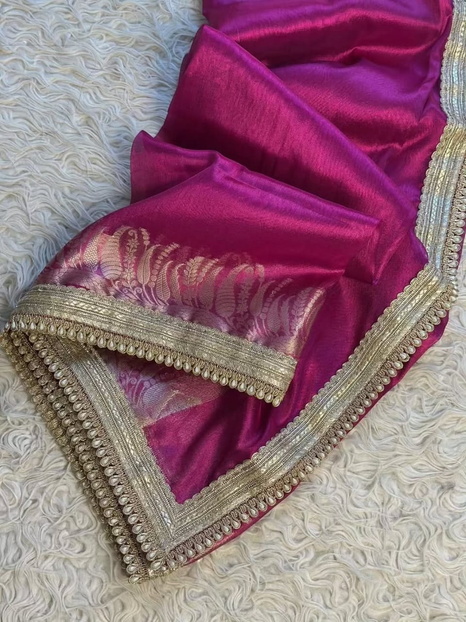 Beautiful Banarasi Glass Tissue Silk Saree with Elegant Lace Work