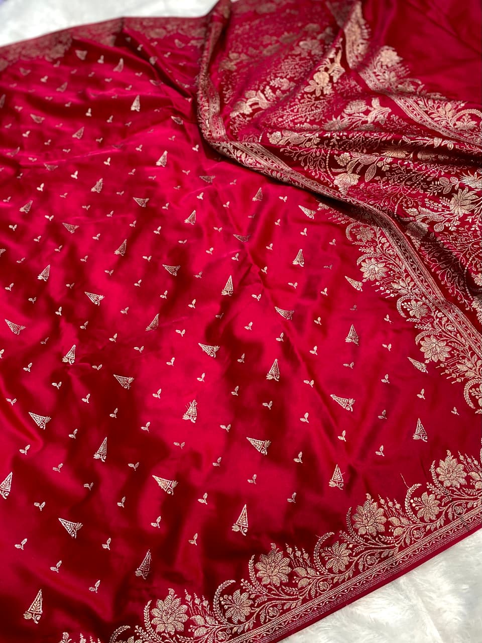 Banarasi Handloom 4 Ply Pure Mashru Silk Saree