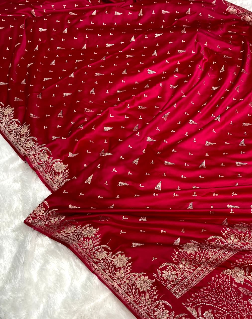 Banarasi Handloom 4 Ply Pure Mashru Silk Saree