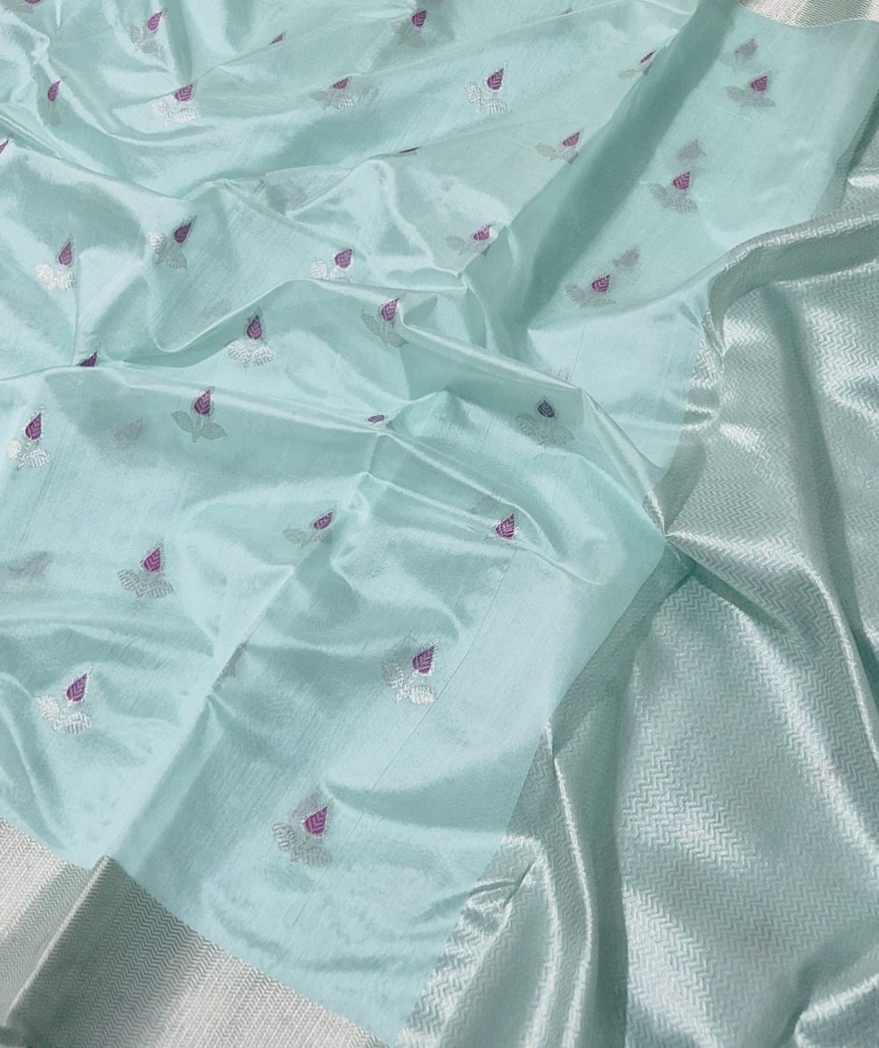 Royal Weaves – Traditional Chanderi Handloom Saree