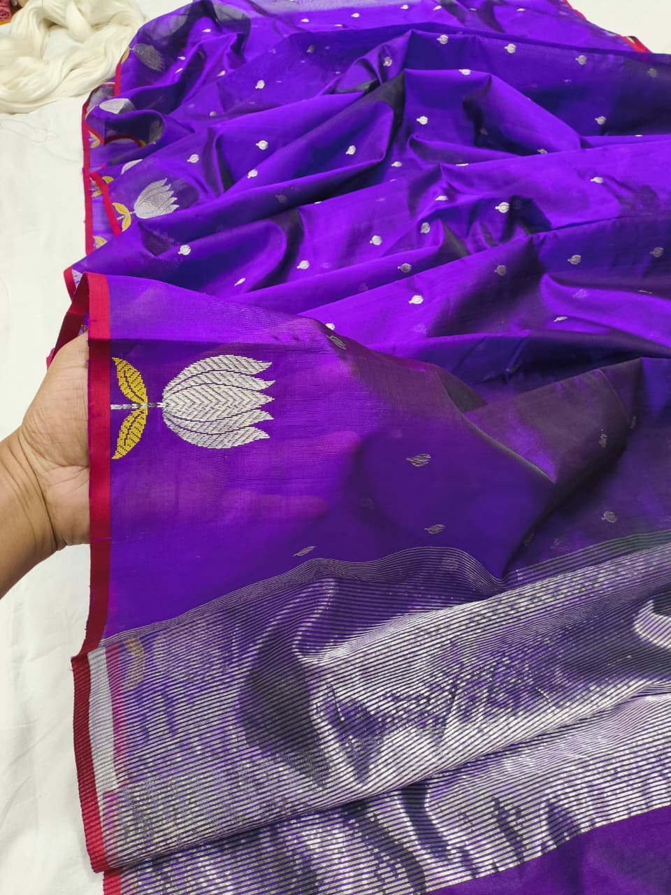 Chanderi Handloom Saree with Ghani Butte Minakari Work