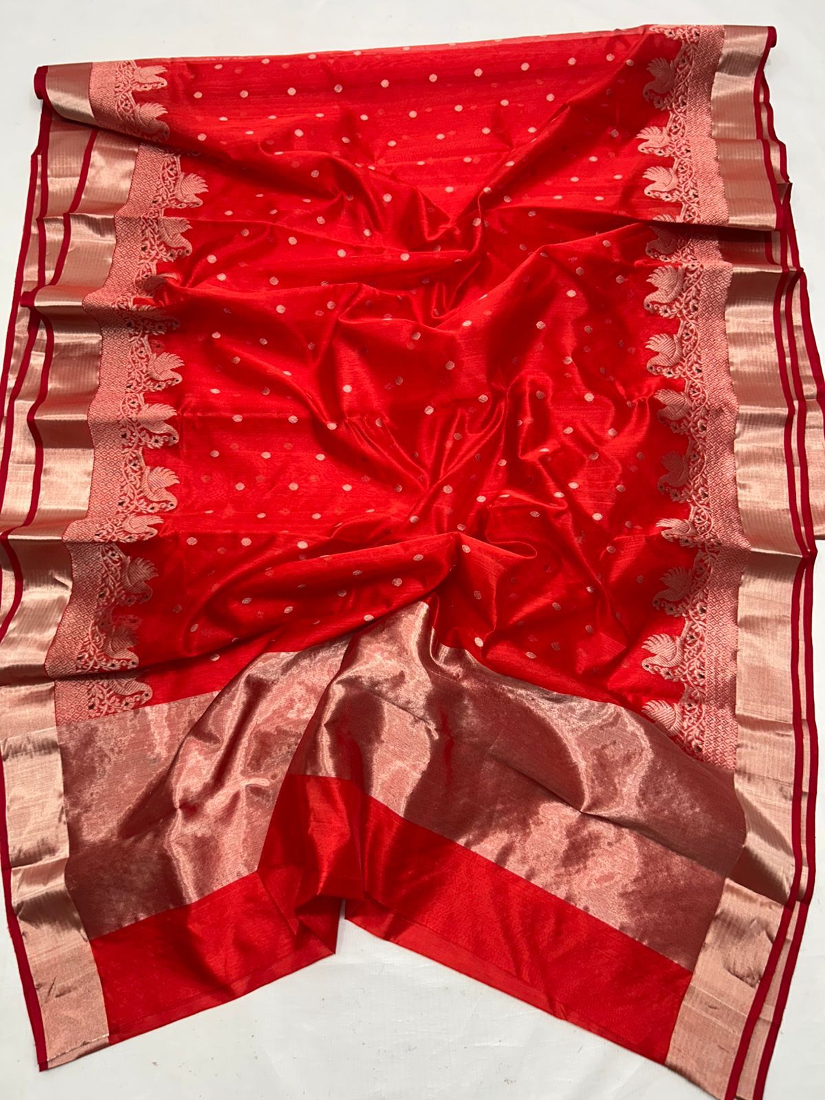 Elegance in Weave – Chanderi Handloom Saree with Ghani Butte Minakari