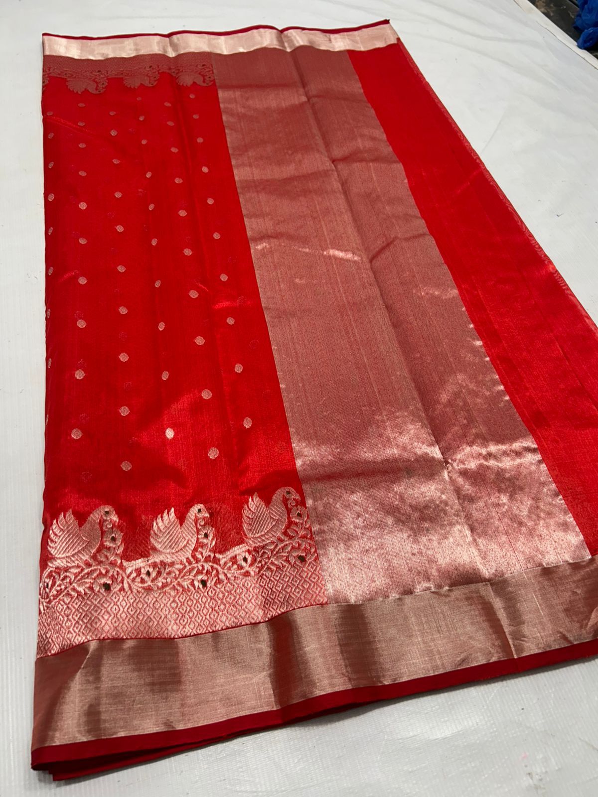 Elegance in Weave – Chanderi Handloom Saree with Ghani Butte Minakari