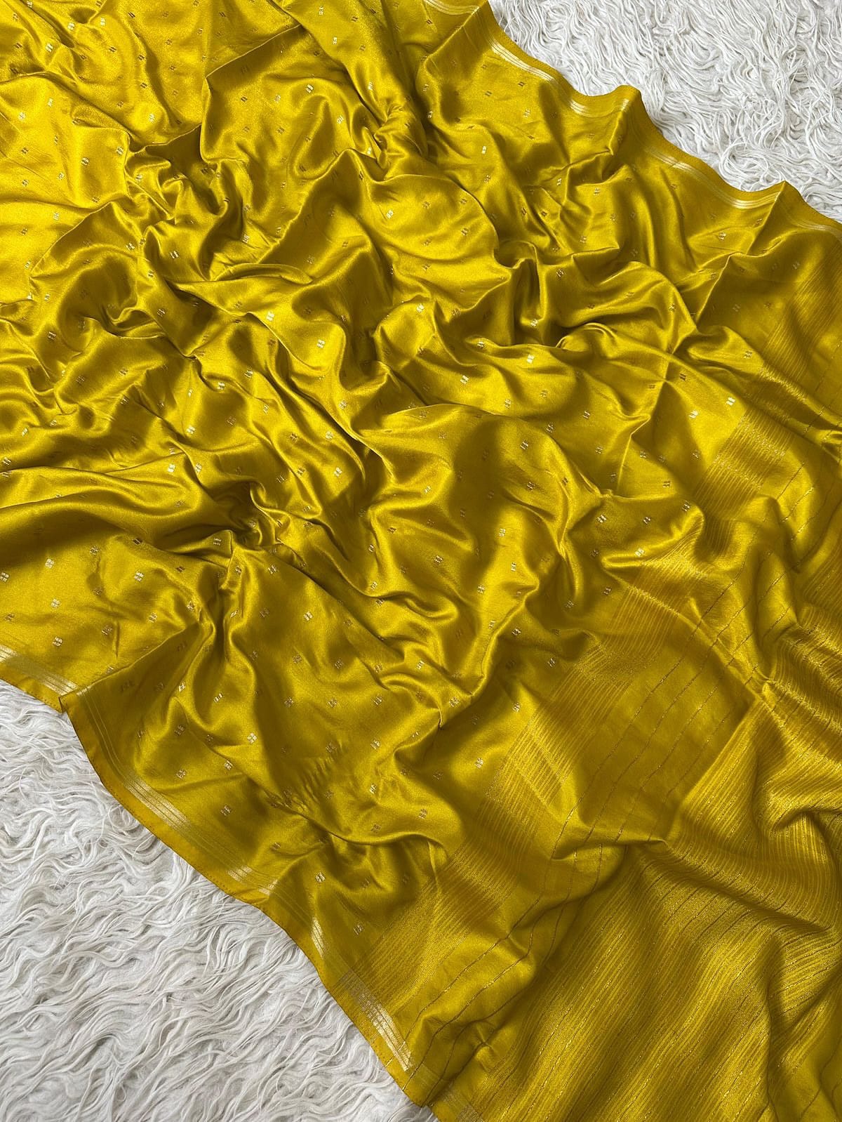 Daytime Elegance – Kota Viscose/Semi Silk Saree with Subtle Boota Design