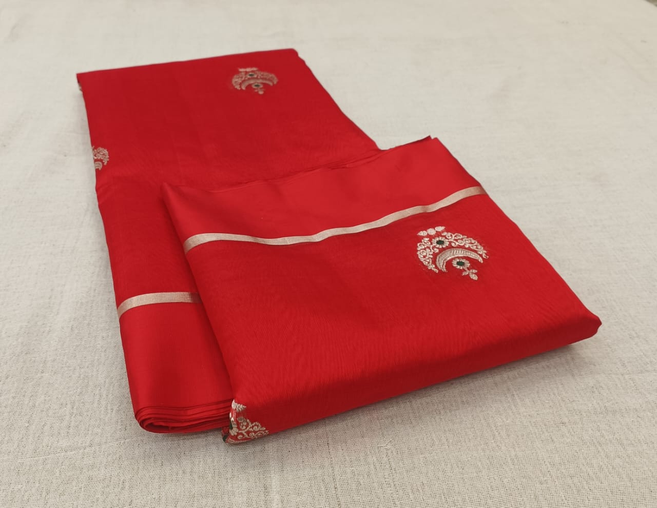 Pattu Silk Meenakari Kadwa Butta Chanderi Handloom Saree with Resham Border & Taraz Palla