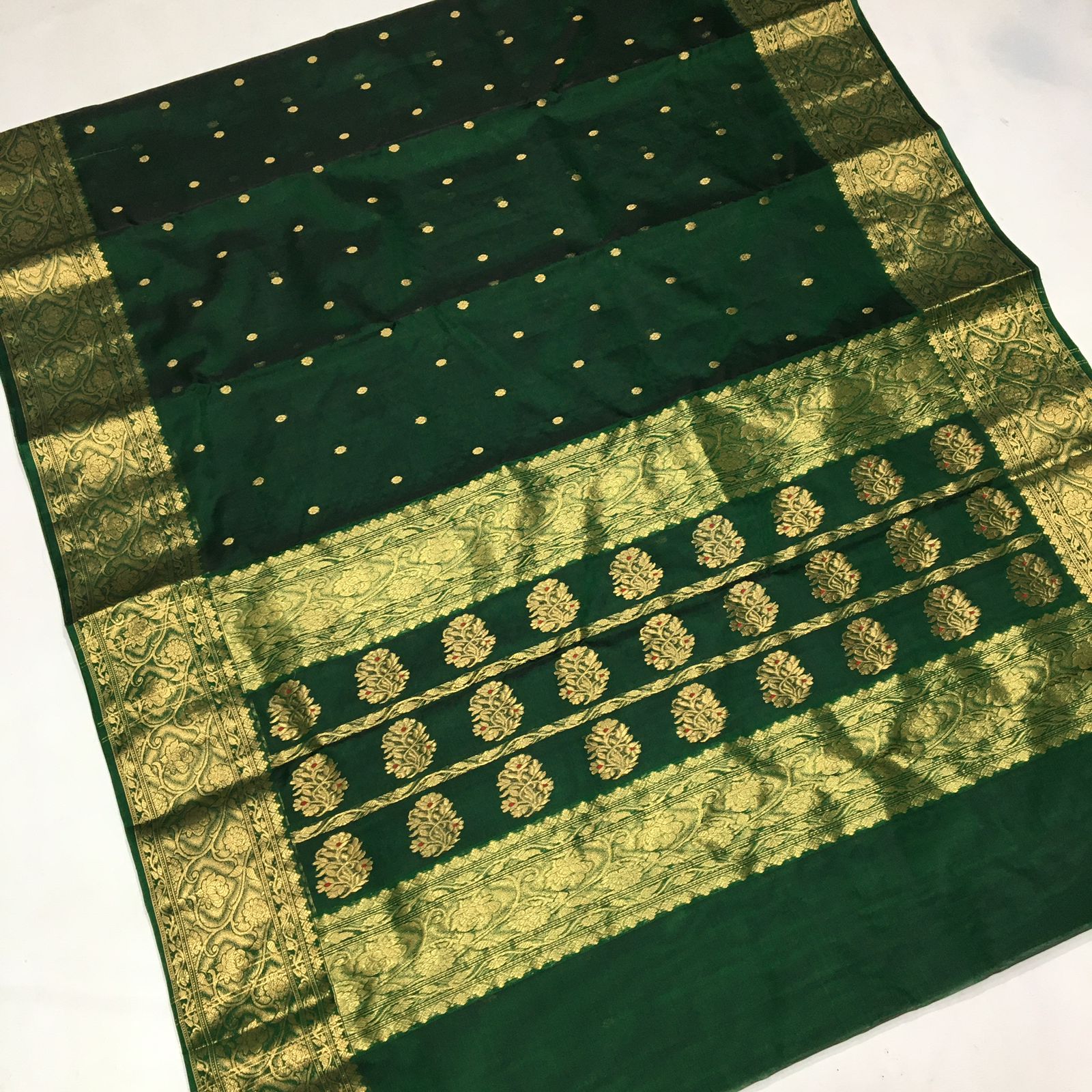 Chanderi Handloom Katan Silk Saree with All-Over Butte, Traditional Nakshi Border & Meenakari Jhad Palla