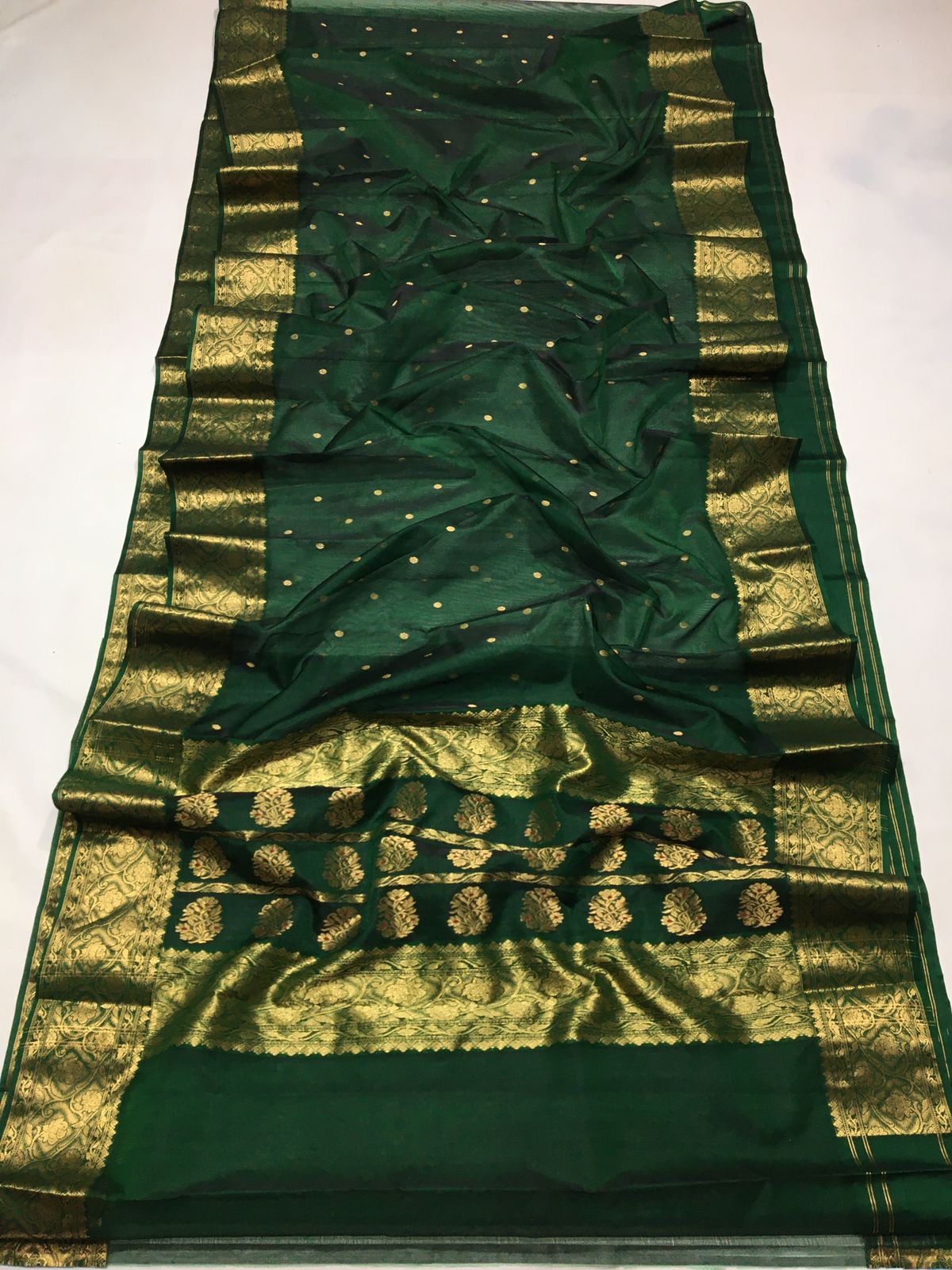 Chanderi Handloom Katan Silk Saree with All-Over Butte, Traditional Nakshi Border & Meenakari Jhad Palla
