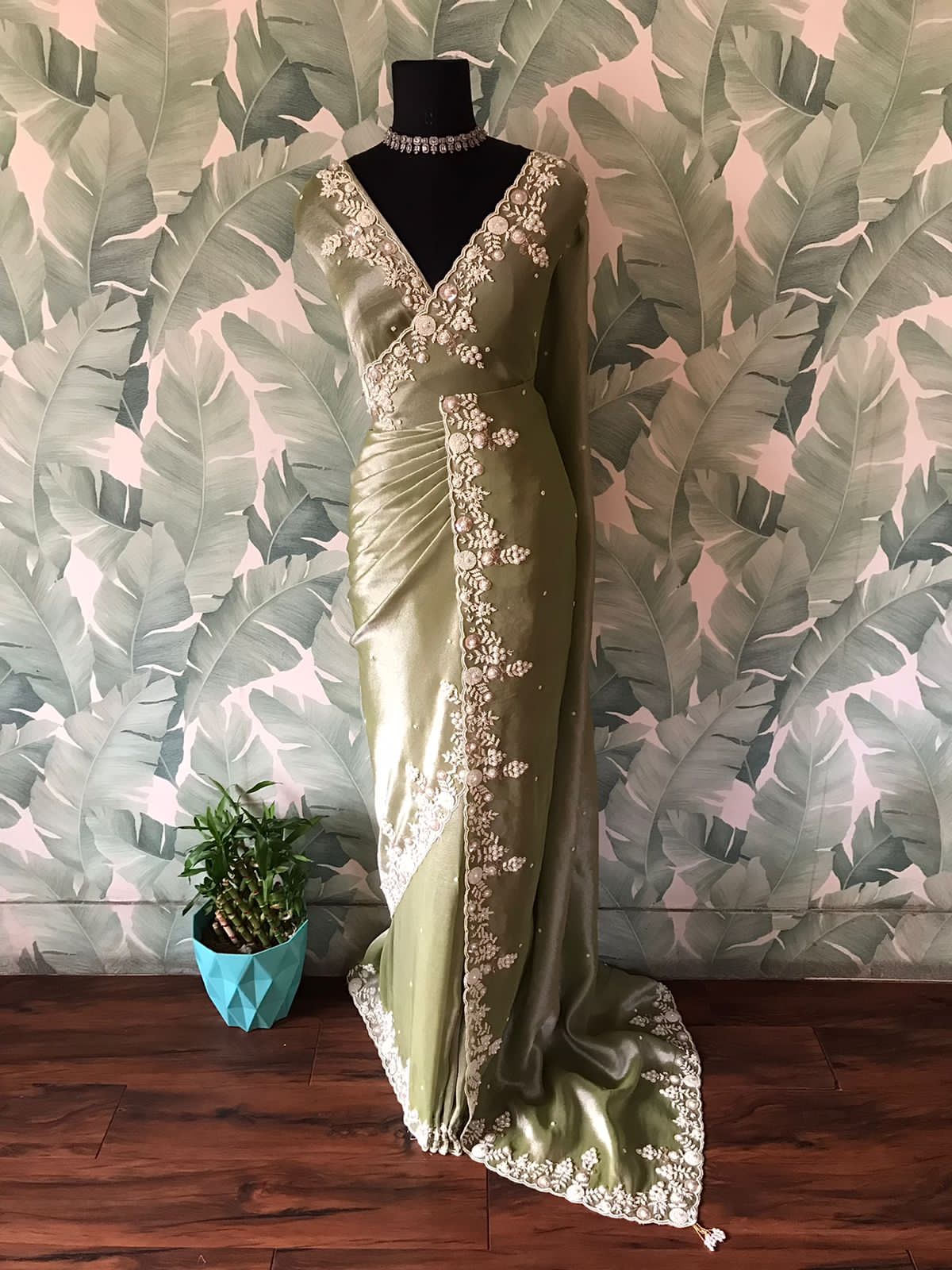 PISTACHIO GREEN KANCHIPURAM ZARI TISSUE SILK SAREE