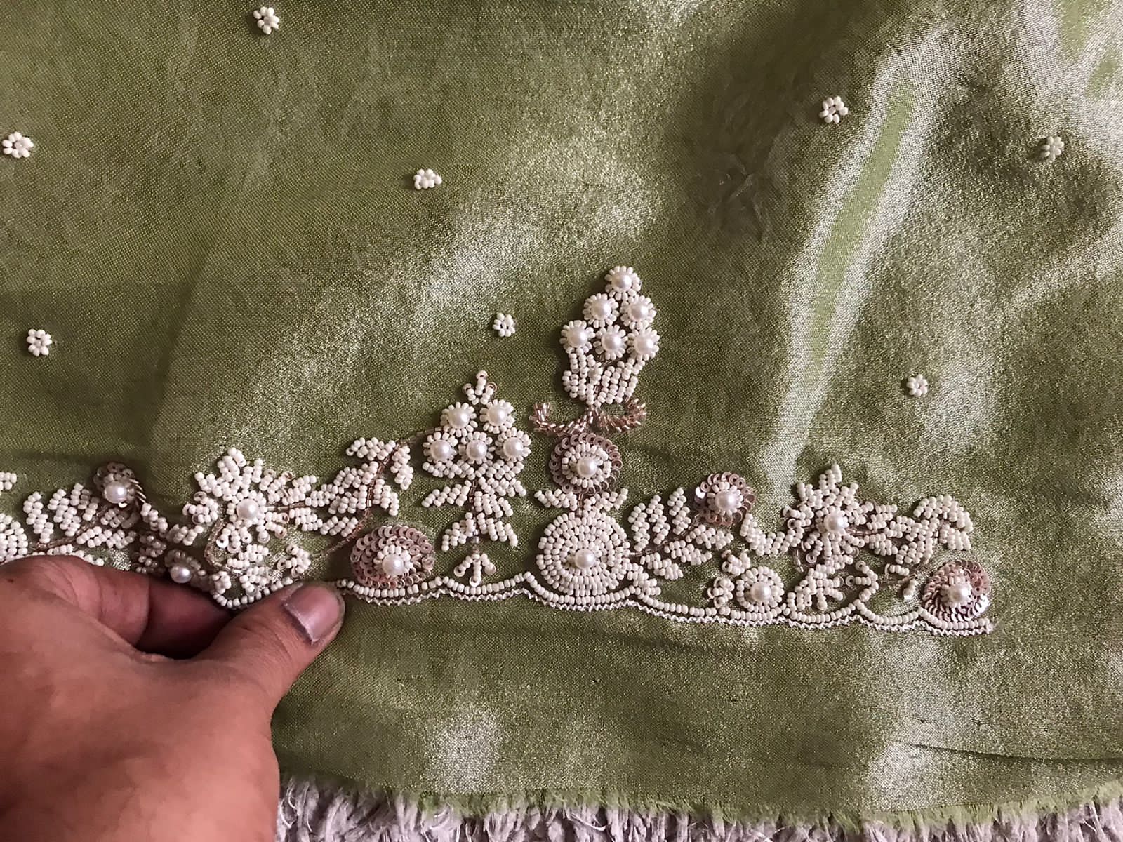 PISTACHIO GREEN KANCHIPURAM ZARI TISSUE SILK SAREE