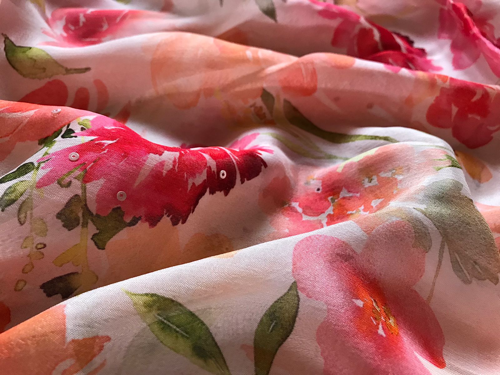 Eternally Beautiful Premium Pure Chinnon Silk Saree
