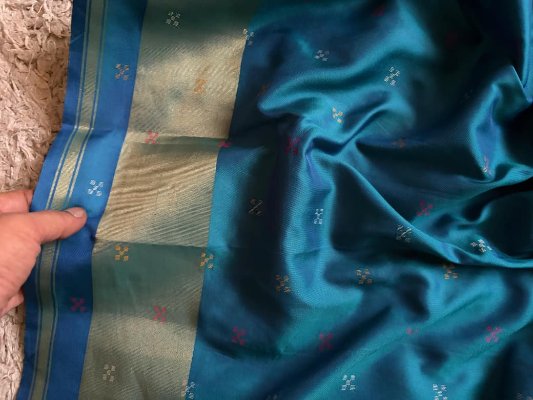 Premium Patan Patola Silk Saree with Intricate Multicoloured Weaving & Signature Patola Motifs