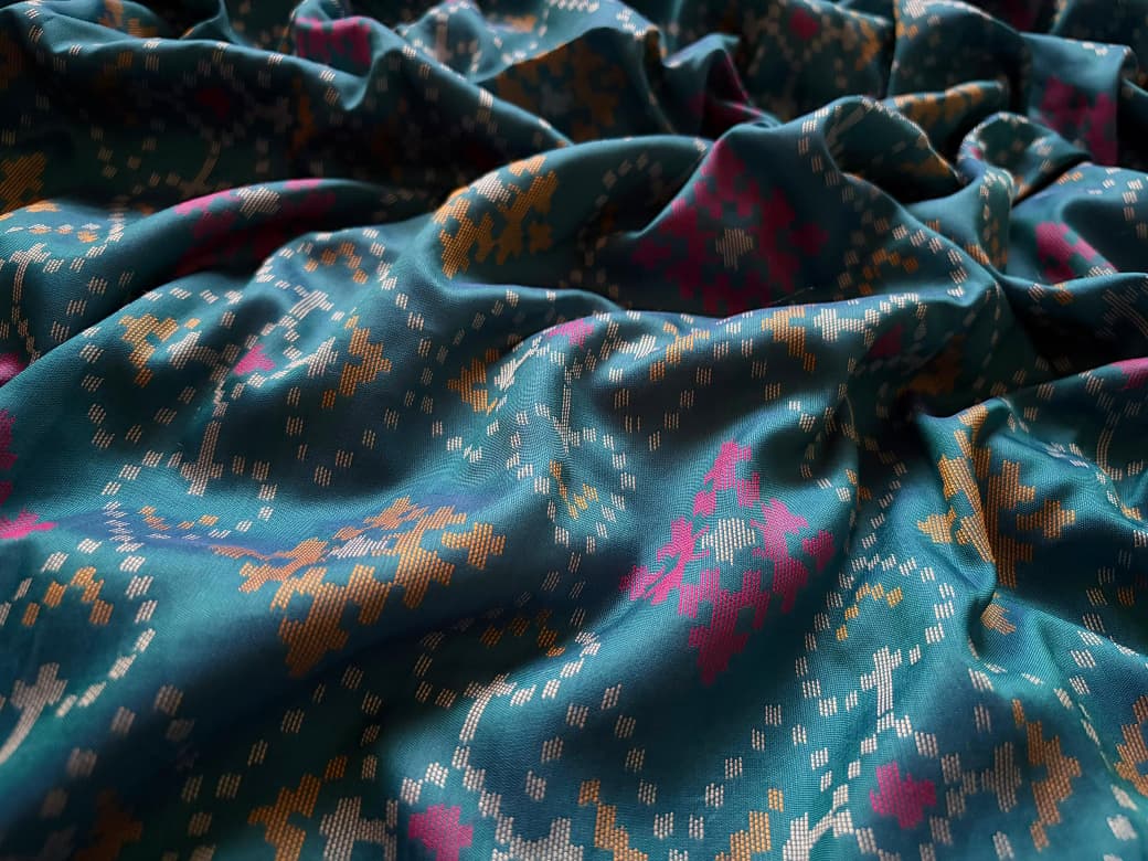 Premium Patan Patola Silk Saree with Intricate Multicoloured Weaving & Signature Patola Motifs