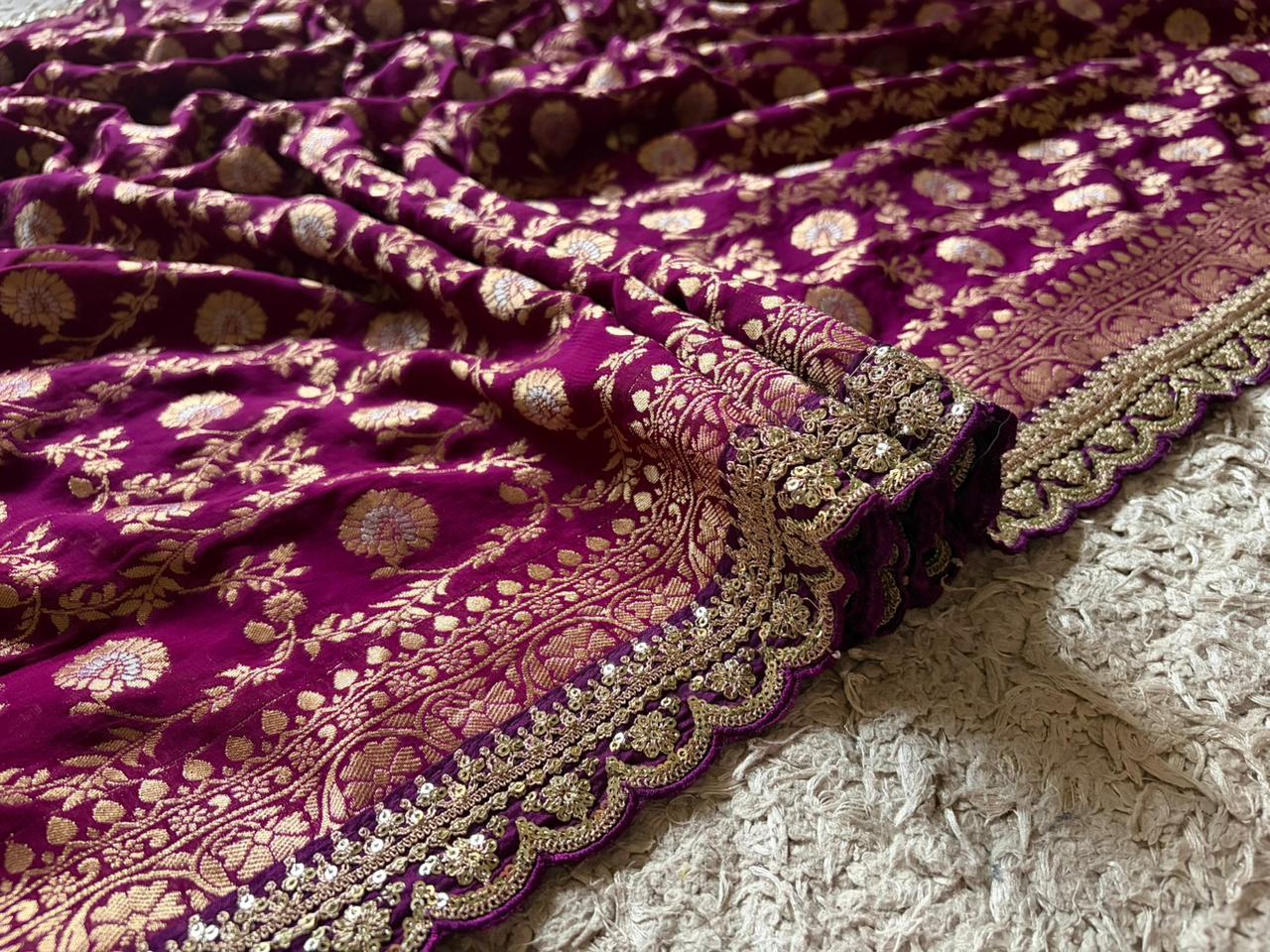 Sabyasachi inspired premium banarasi khaddi georgette with gold n silver zari