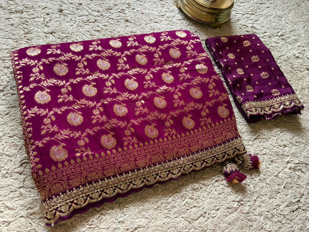 Sabyasachi inspired premium banarasi khaddi georgette with gold n silver zari
