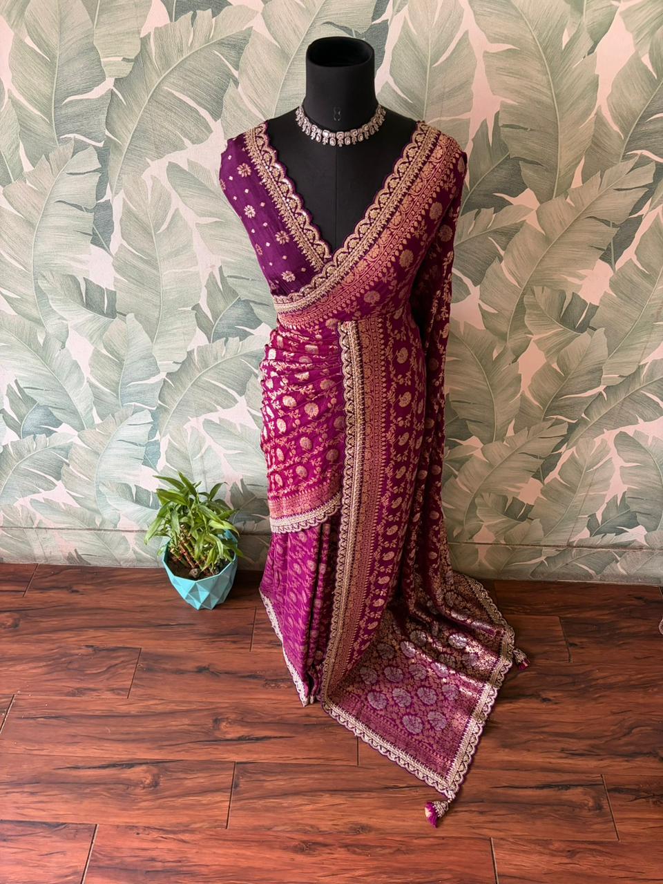 Sabyasachi inspired premium banarasi khaddi georgette with gold n silver zari