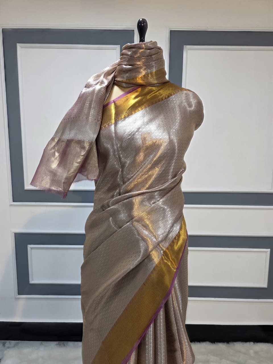 BANARASI PURE TISSUE BROCADE HANDLOOM WOVEN BEAUTIFUL SAREES